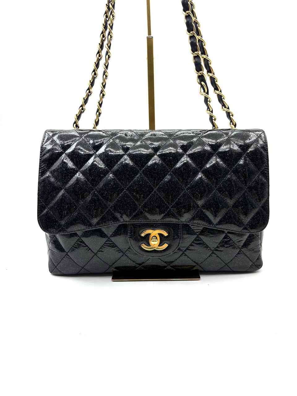CHANEL Large Classic Flap