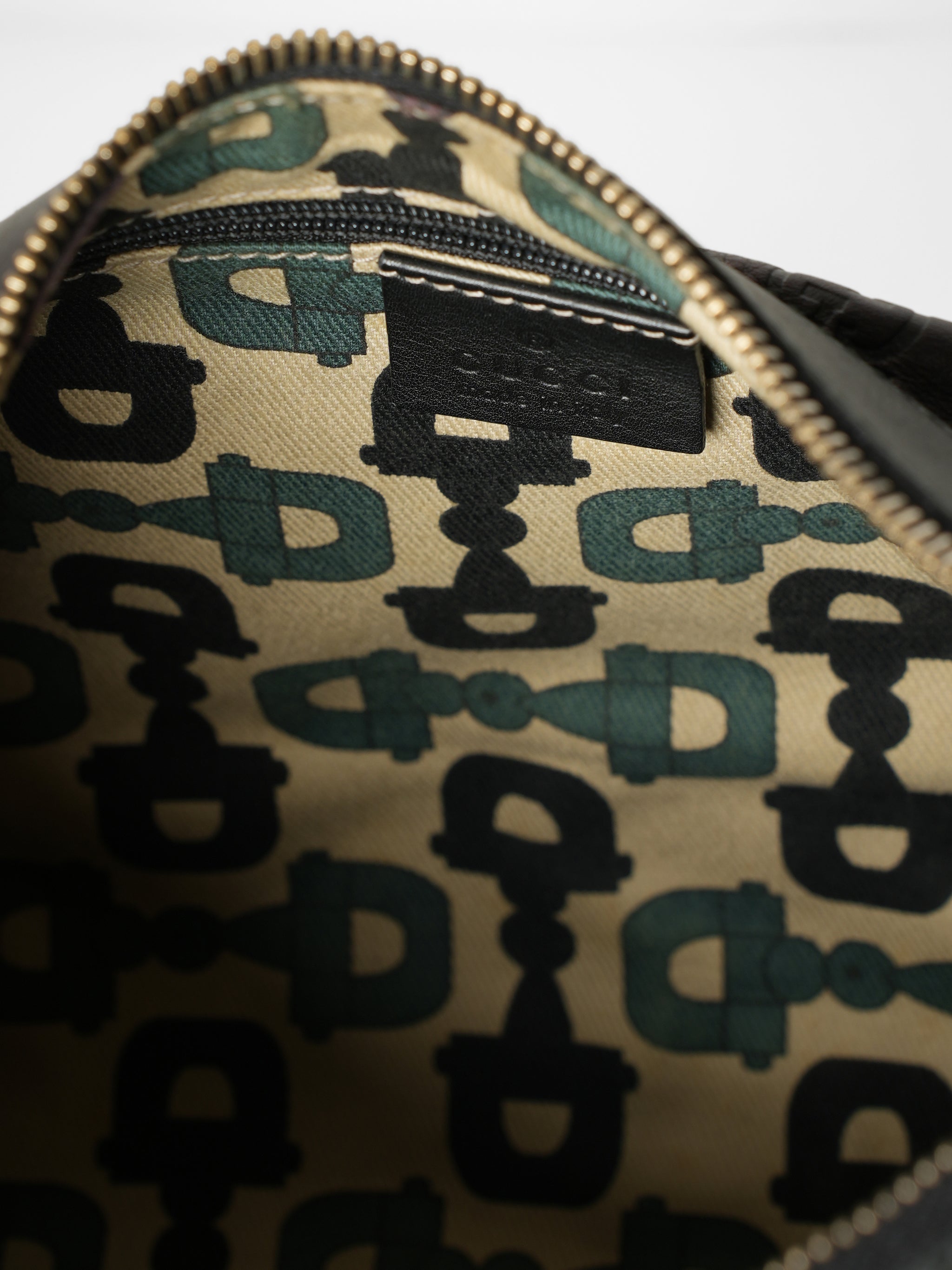 Gucci GG Leather Abbey D-Ring Small Hobo Bag