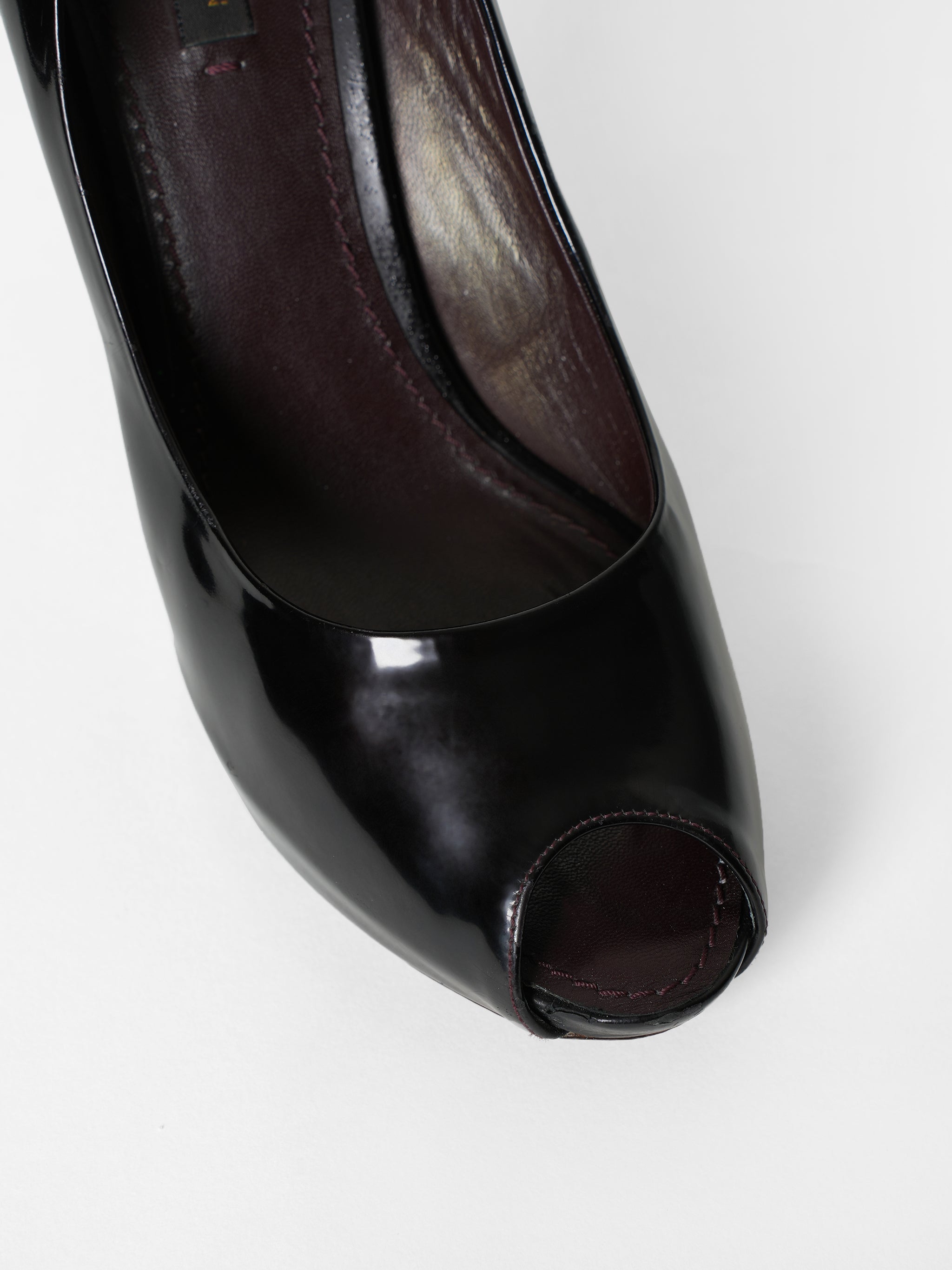 Louis Vuitton Black patent leather Oh Really! Peep Toe Pump