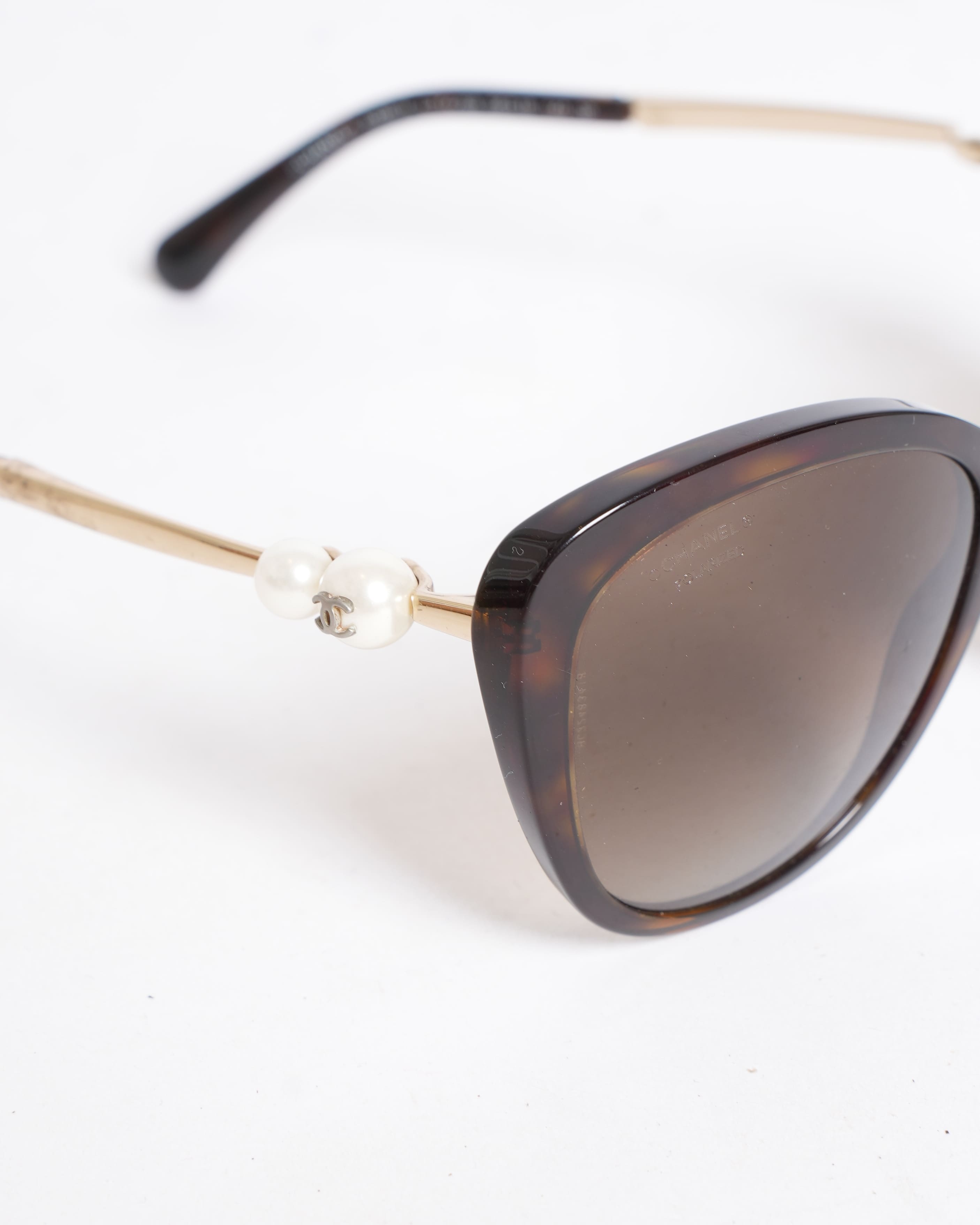 Chanel Wide Frame Pearl Detailed Earrings