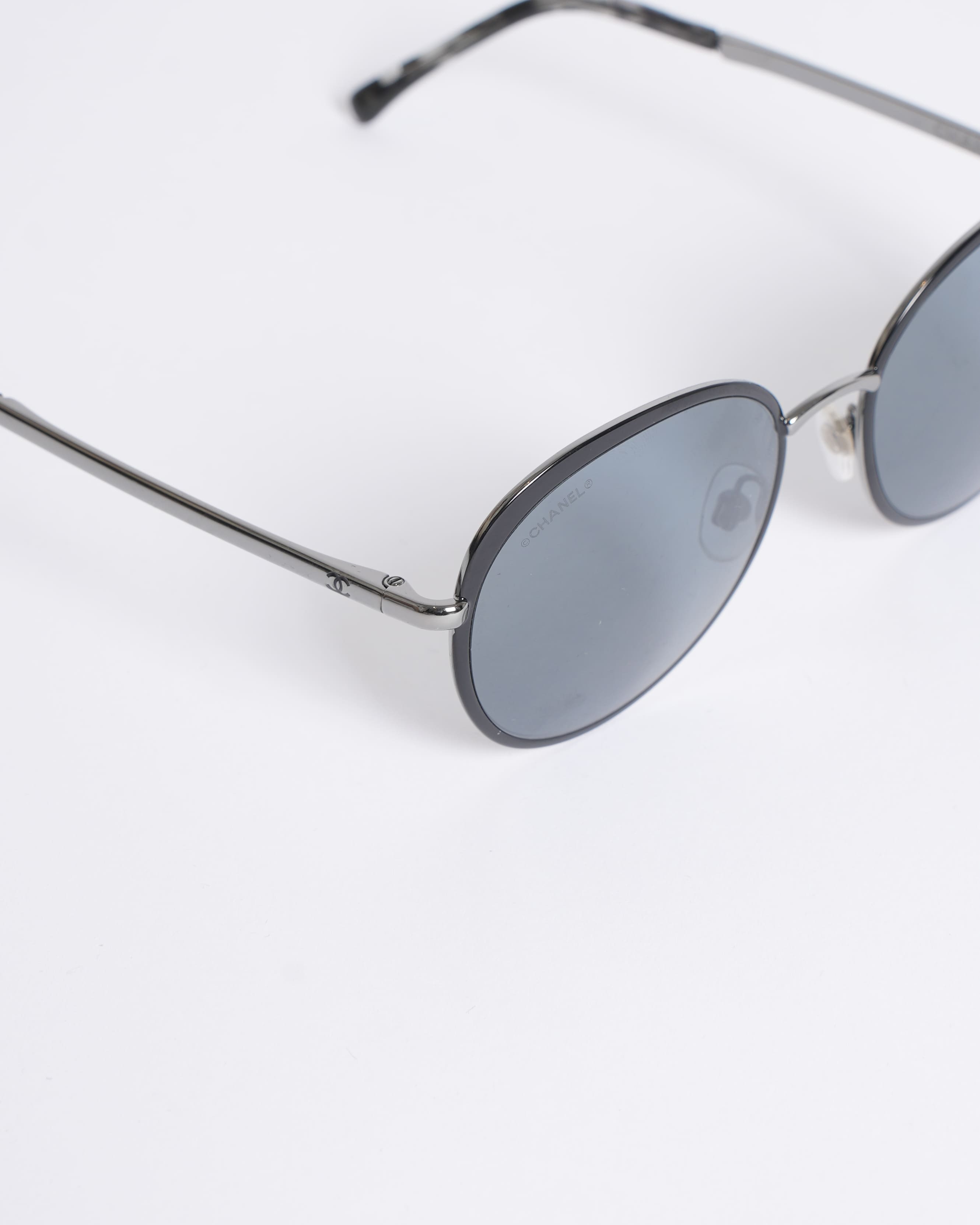 Chanel Round Women Sunglasses In Black
