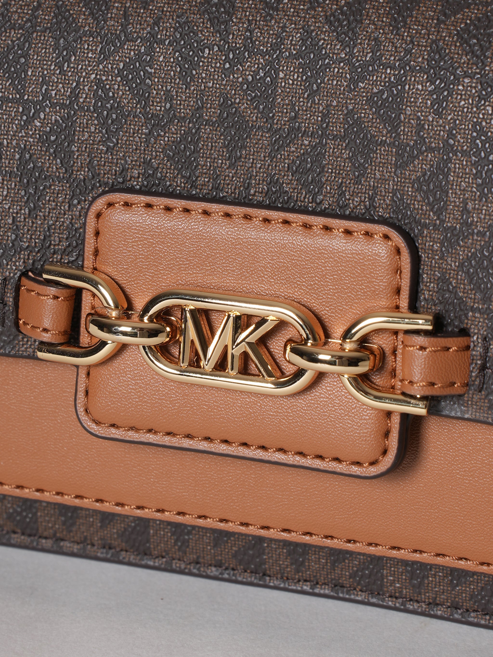 New Michael Kors Leather Extra Small Crossbody Bag