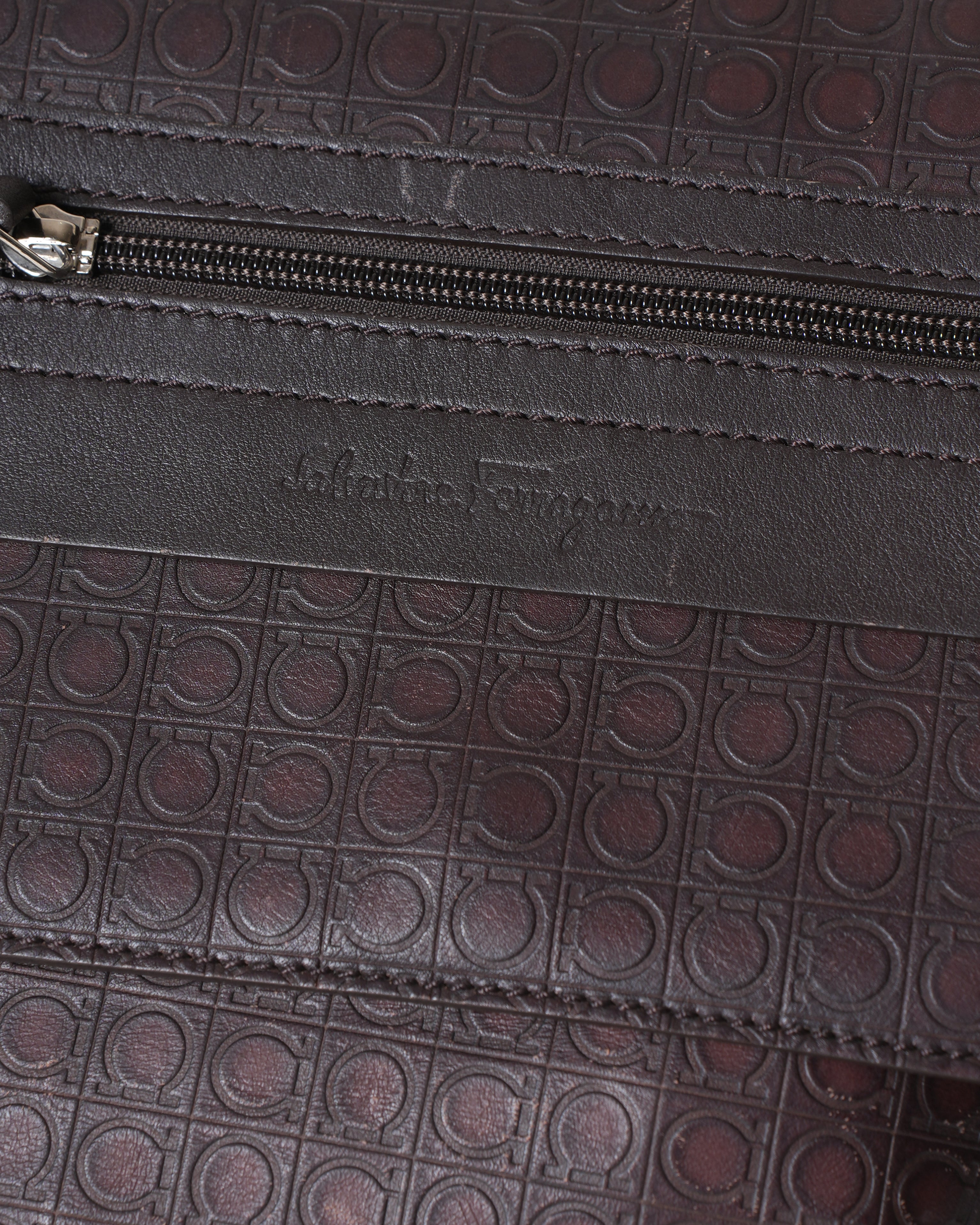 Salvatore Ferragamo Men’s Messenger Leather Sling Bag