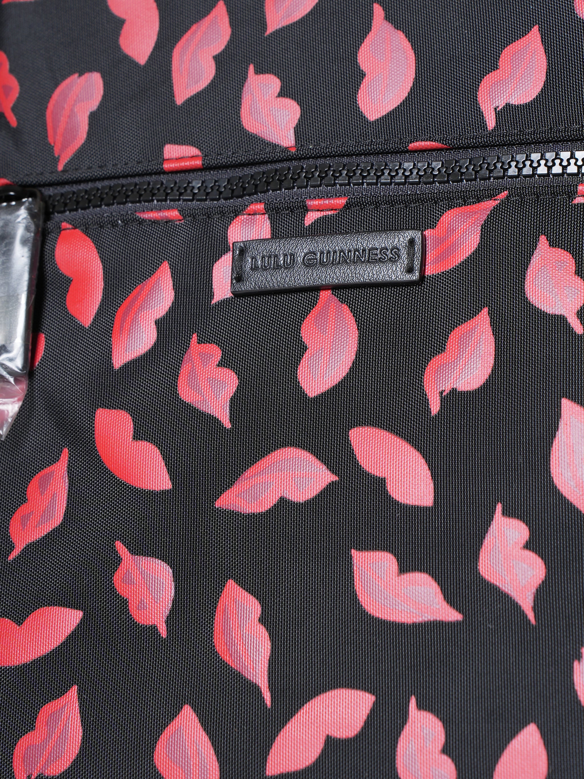 New Lulu Guinness Lip Blot Holdall Red/Black
