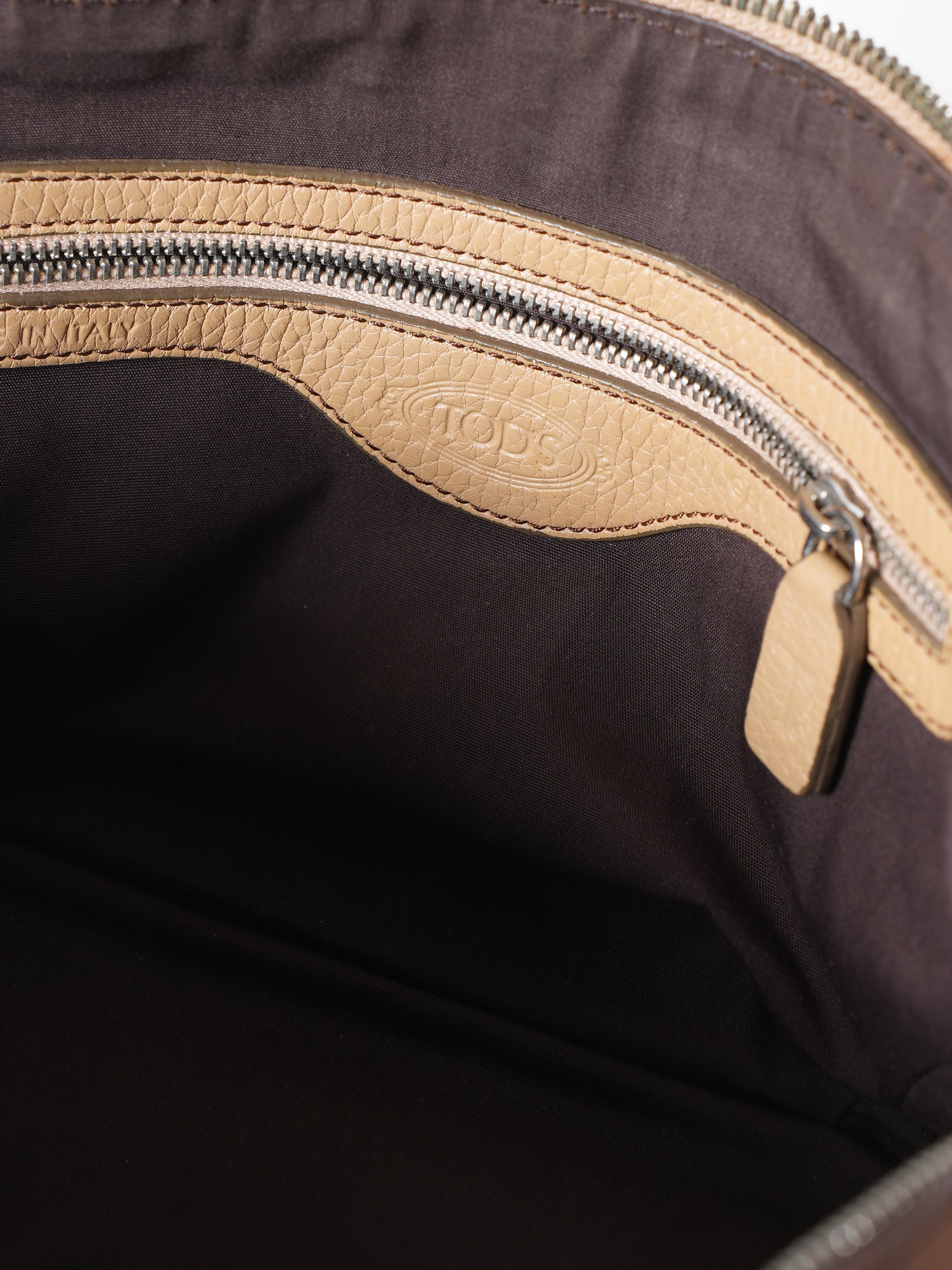 Tod's Beige Shoulder Bag