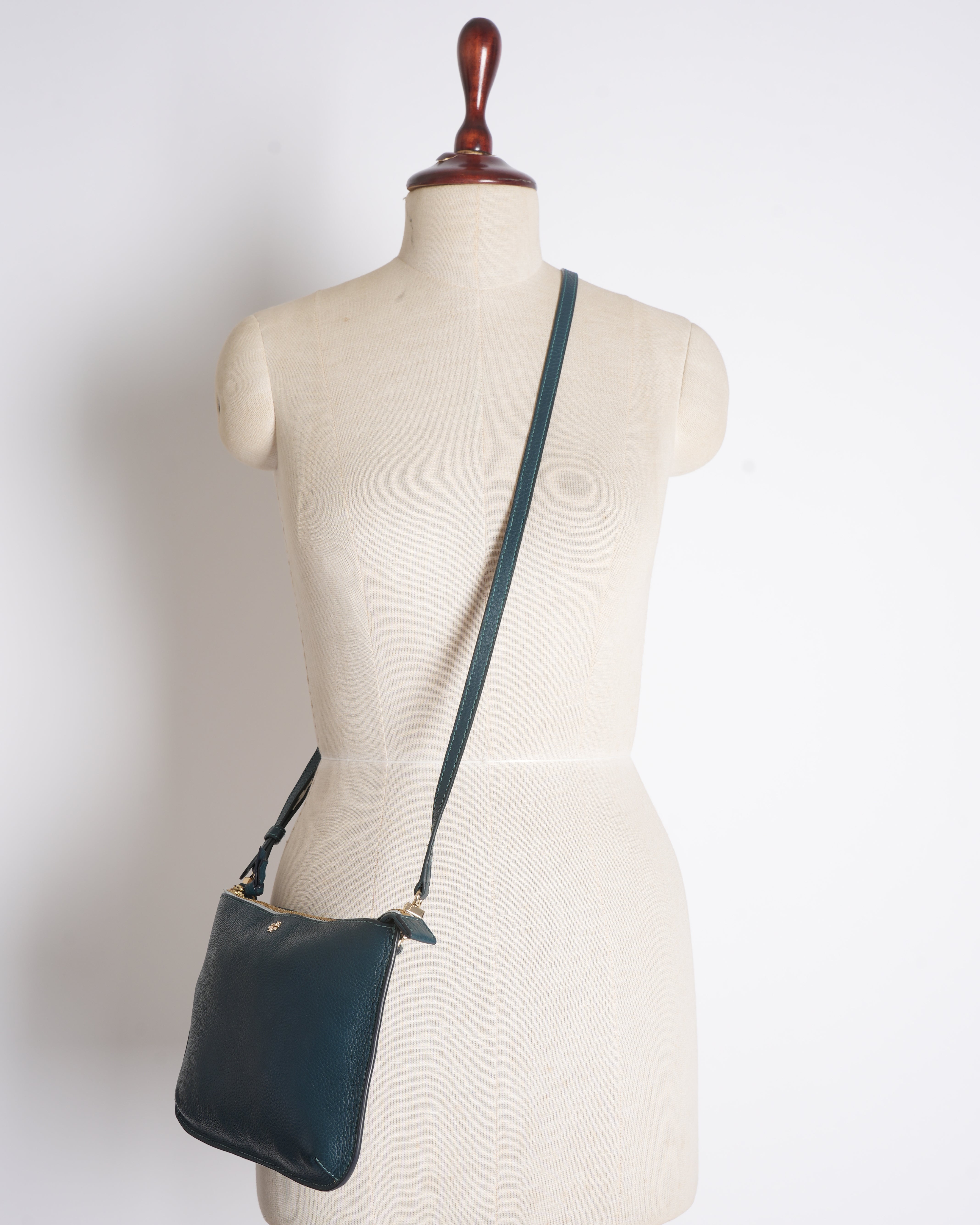 Tory Burch Zipped Crossbody Bag