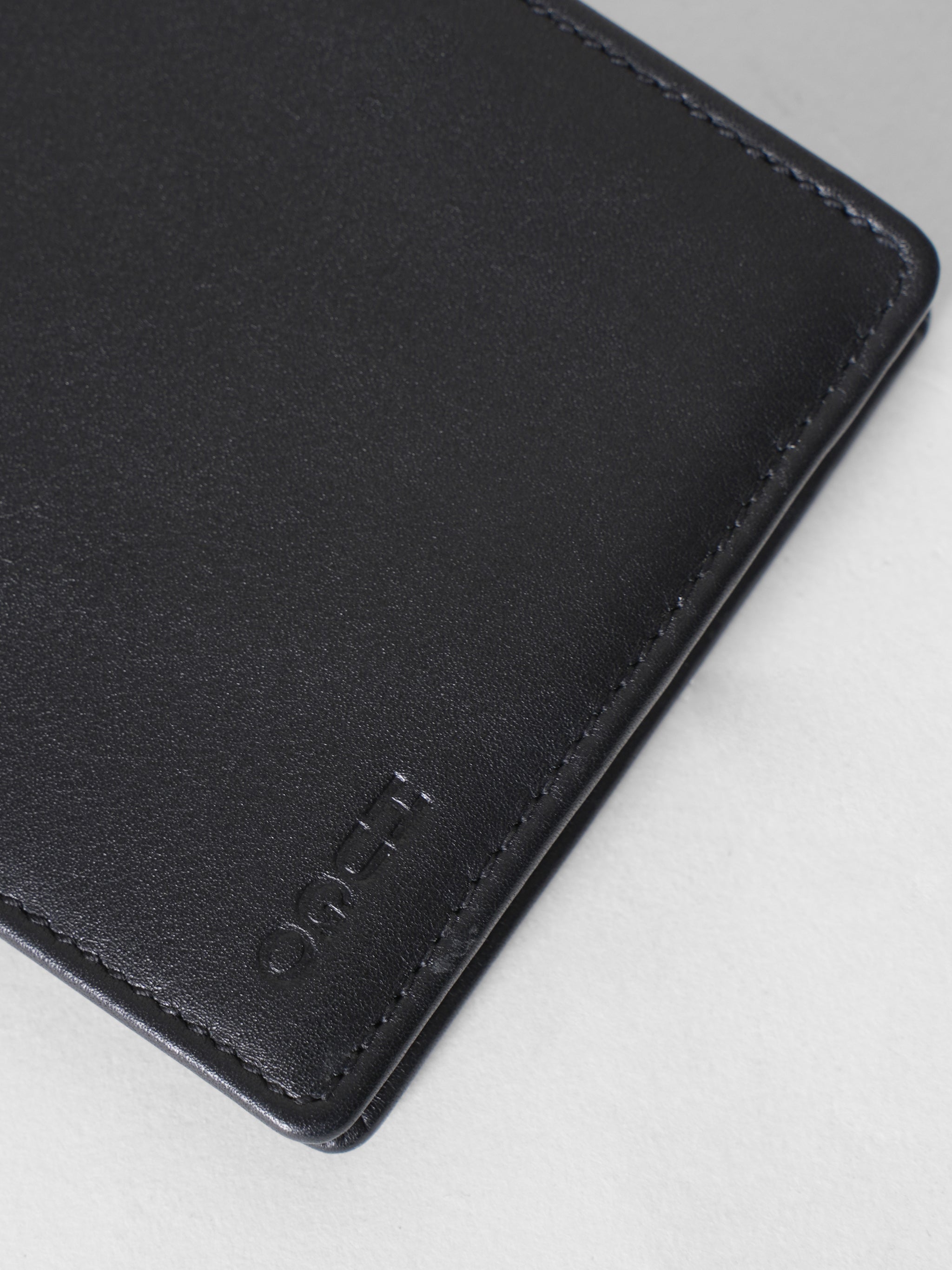 Hugo Boss Vertical Wallet