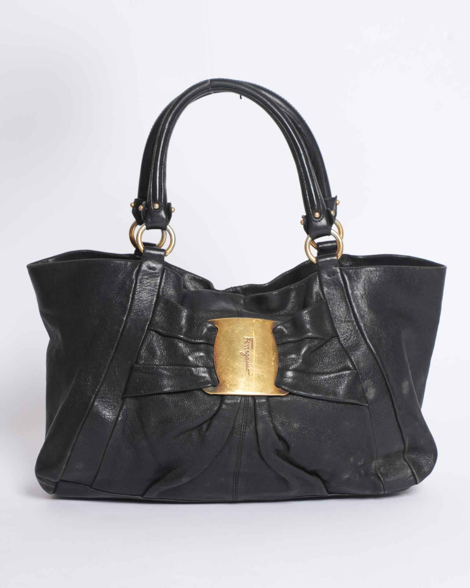 Salvatore Ferragamo Bow Tote In Black