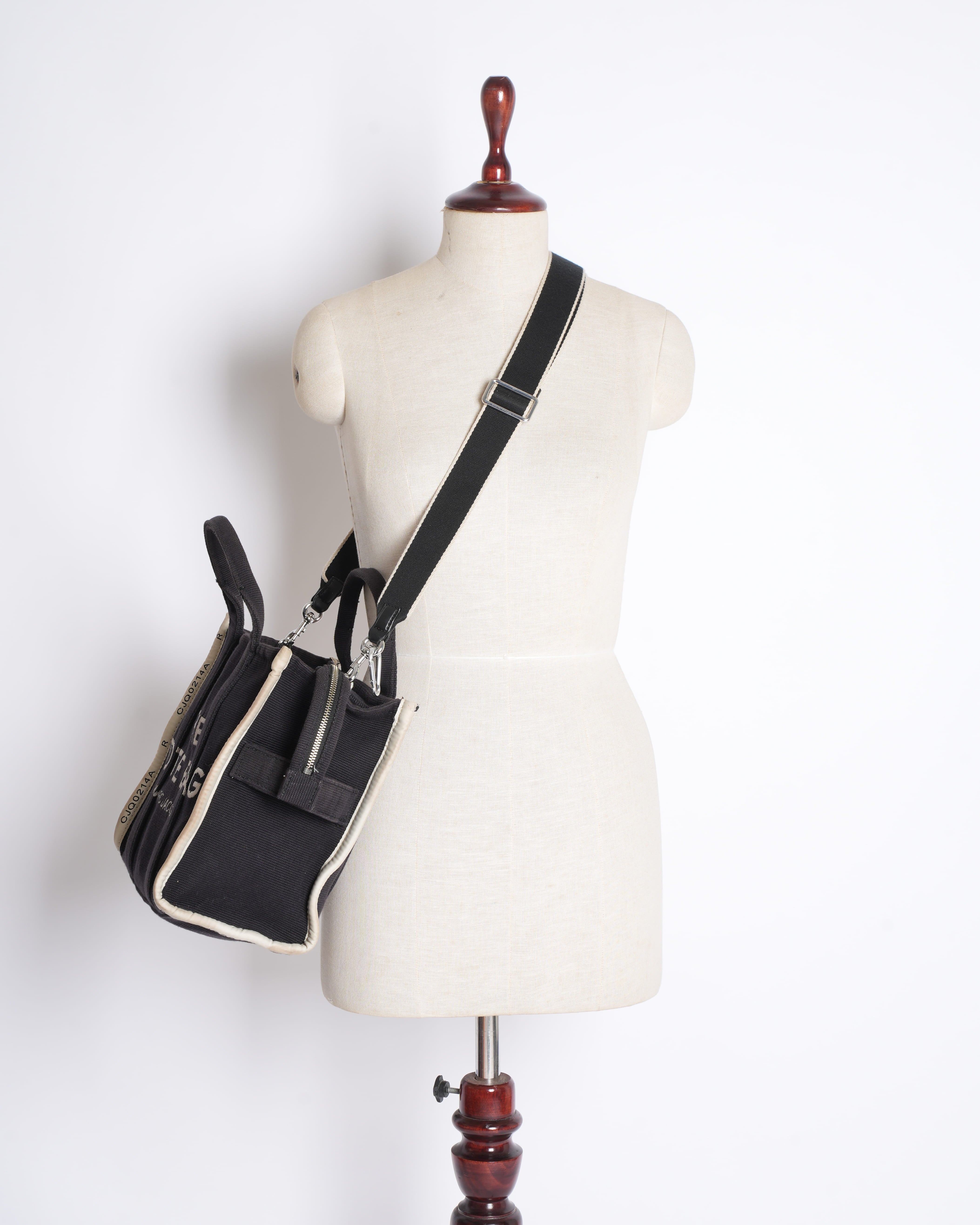 Marc Jacobs Jacquard Tote Bag in Black