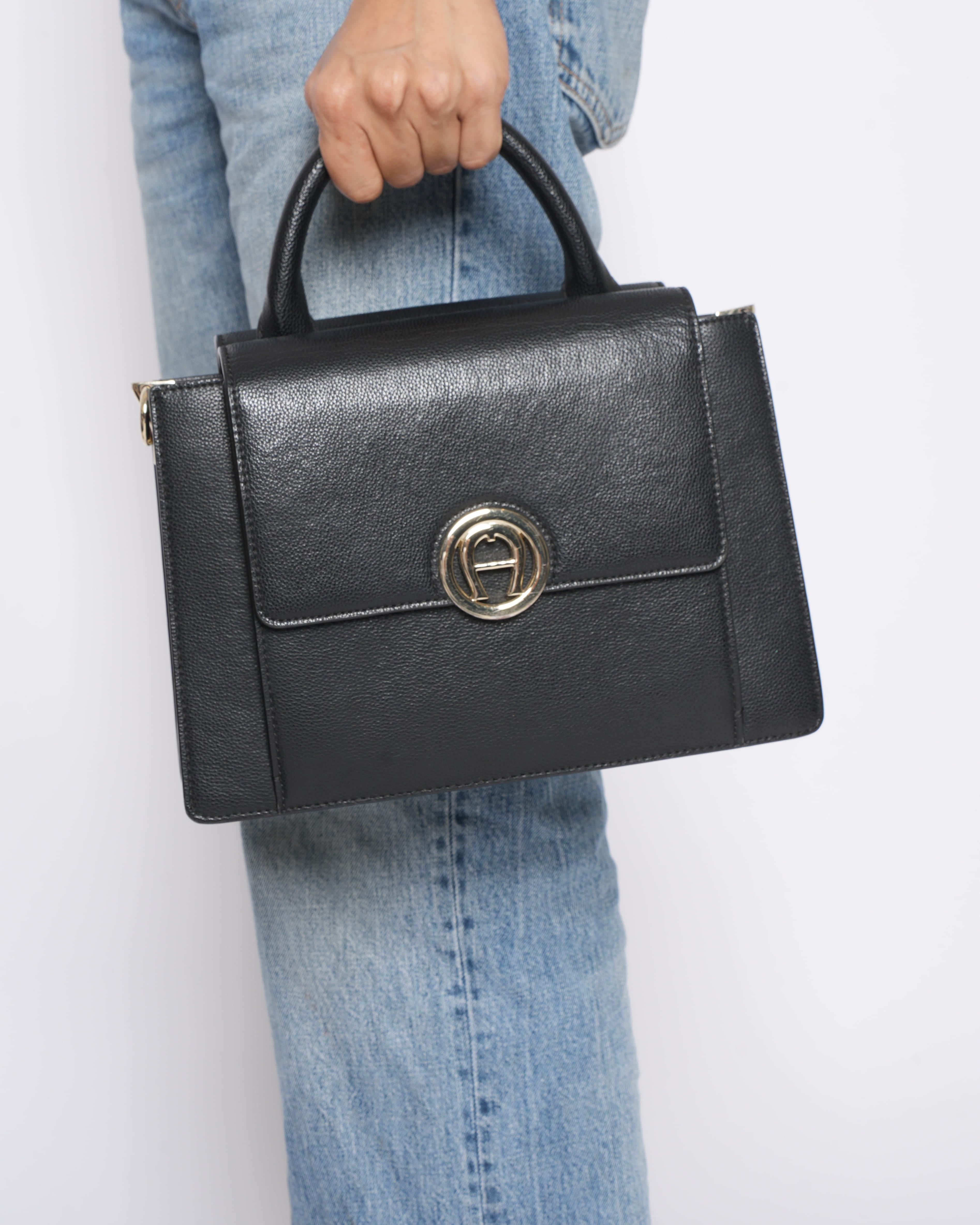 Aigner Livia Bag in Black