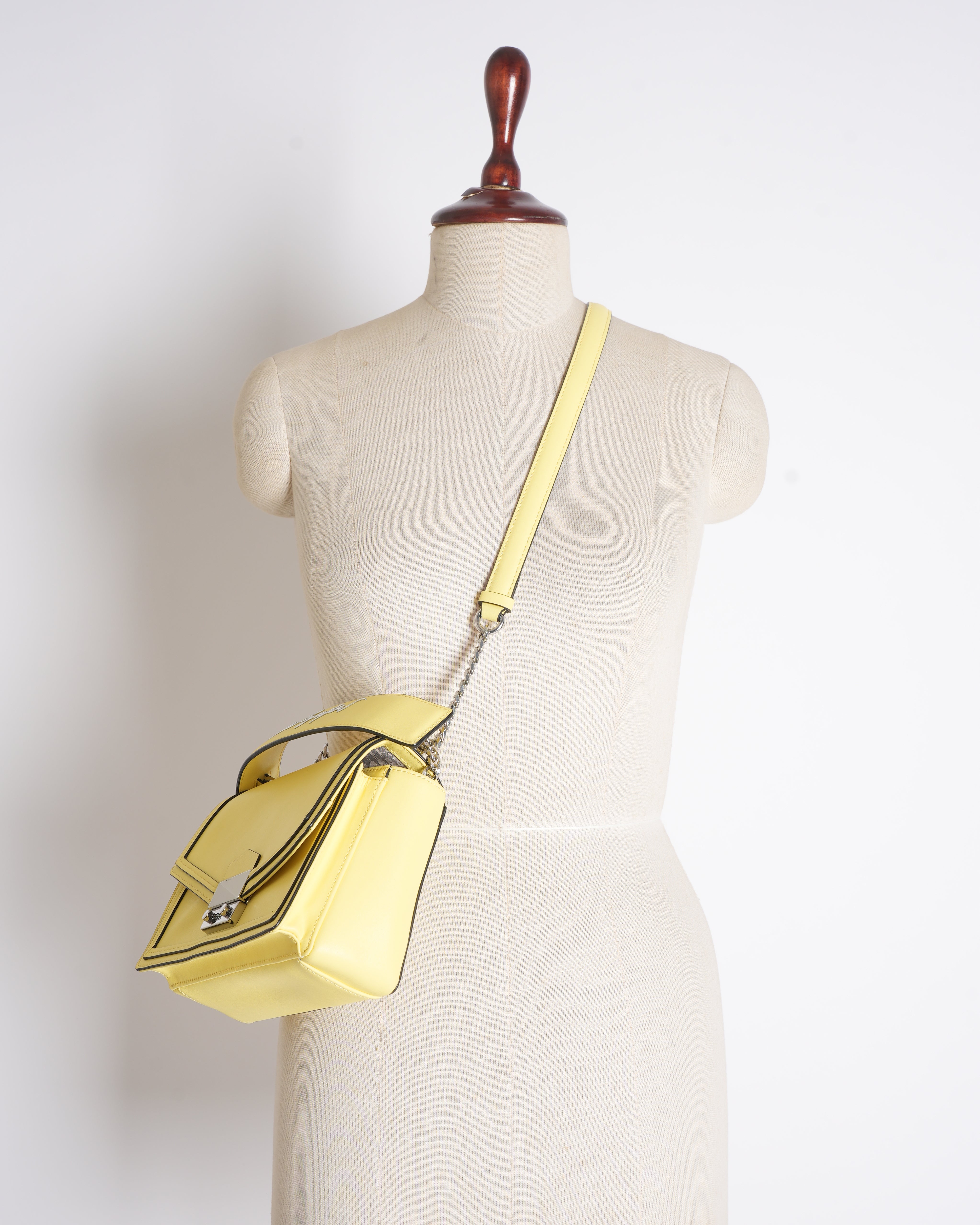 Karl Lagerfeld Borsa Crossbody in Yellow