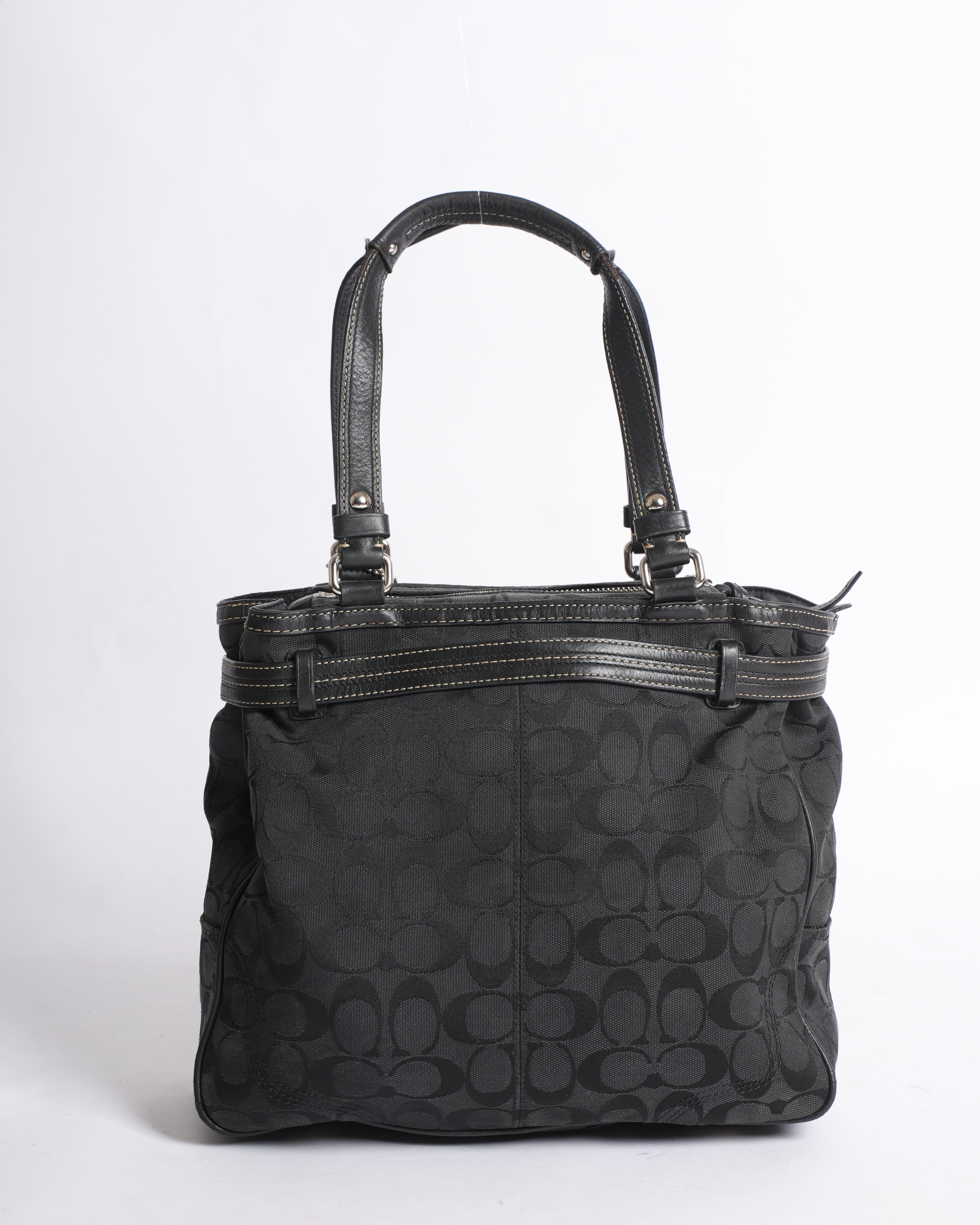 Coach handbag in black