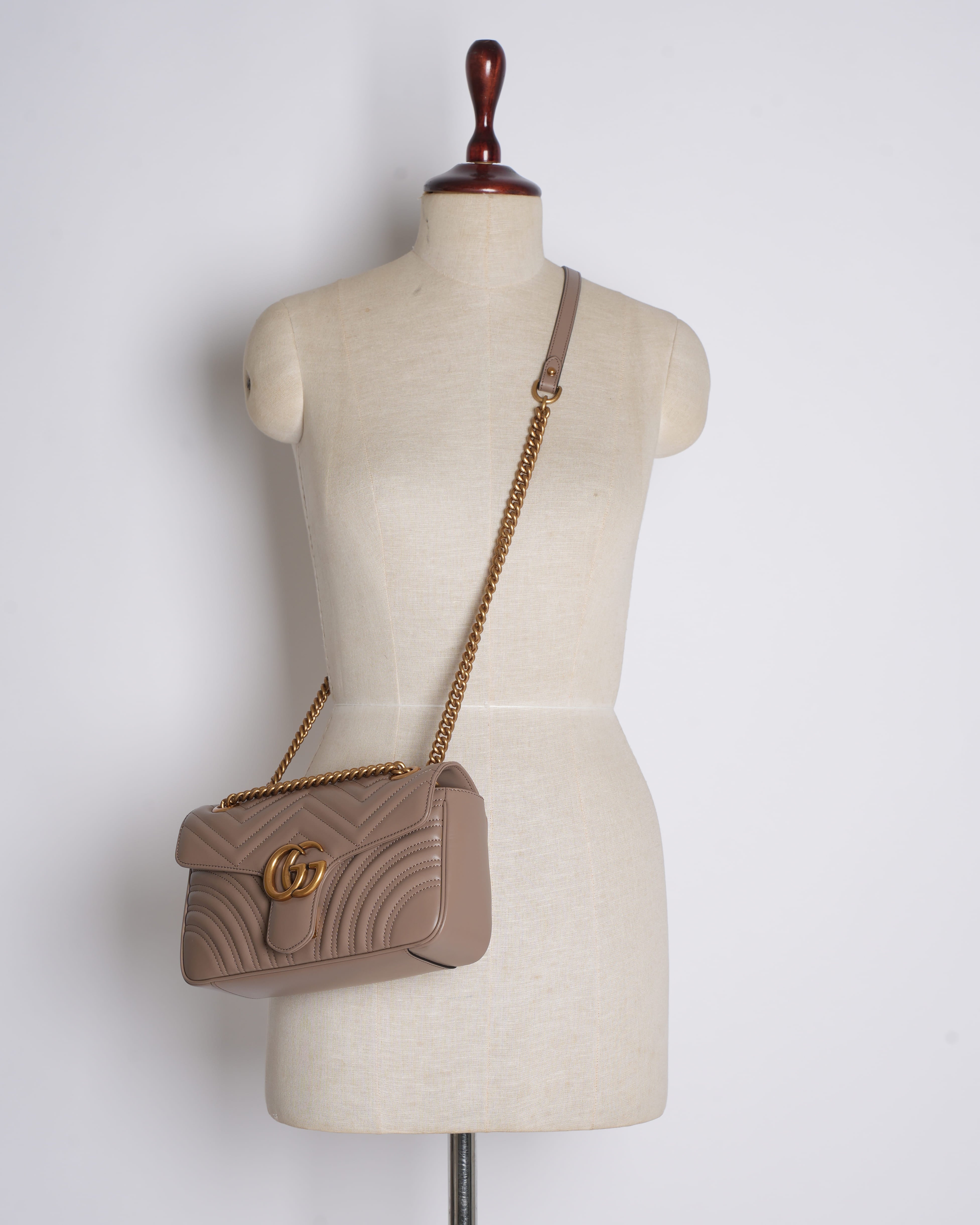 New Gucci GG Marmont Medium Shoulder Bag in Beige