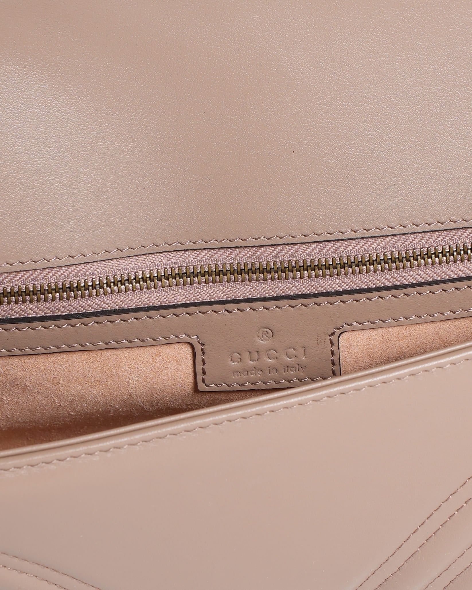 New Gucci GG Marmont Medium Shoulder Bag in Beige
