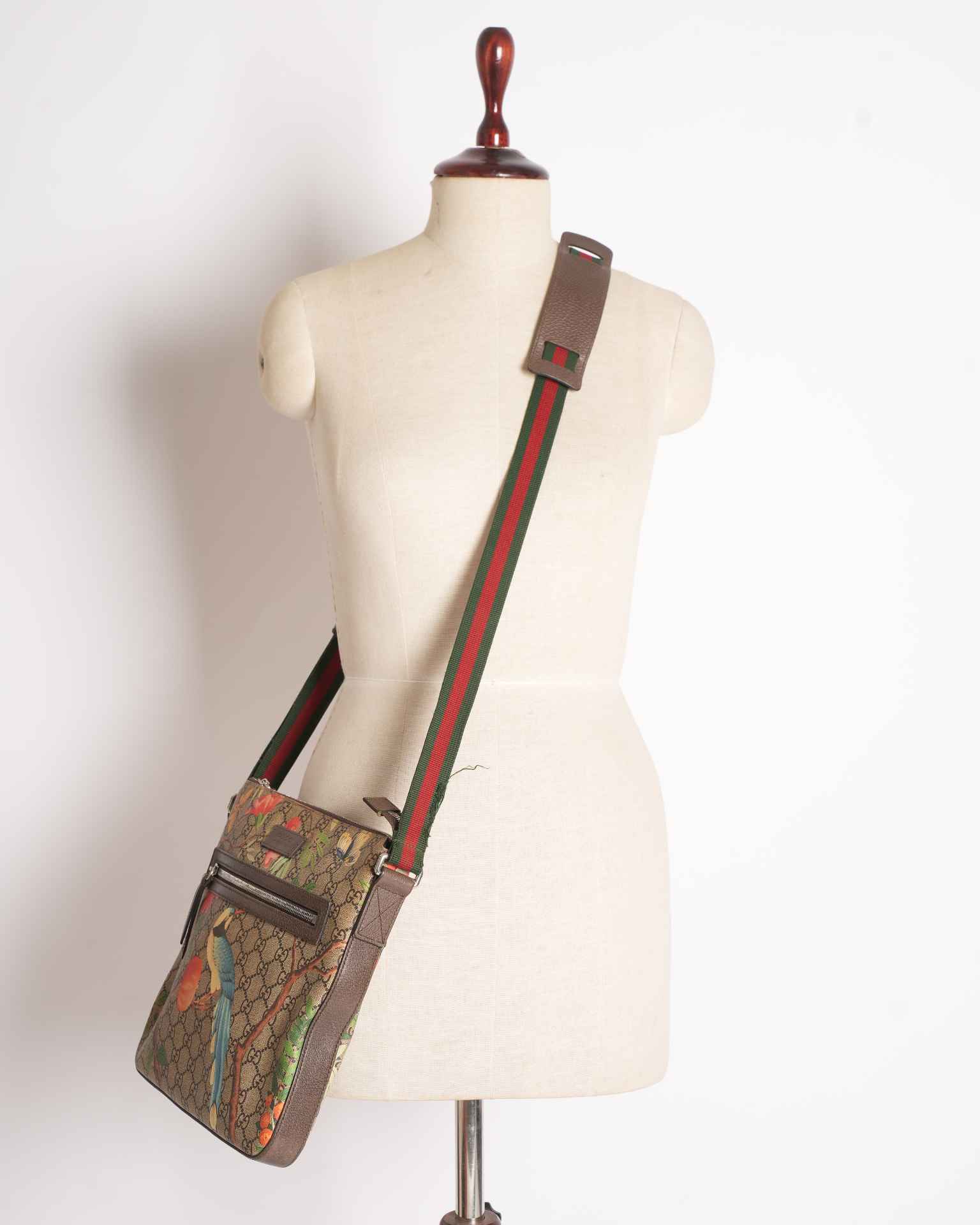 Gucci Tian Print GG Supreme Canvas Messenger Bag