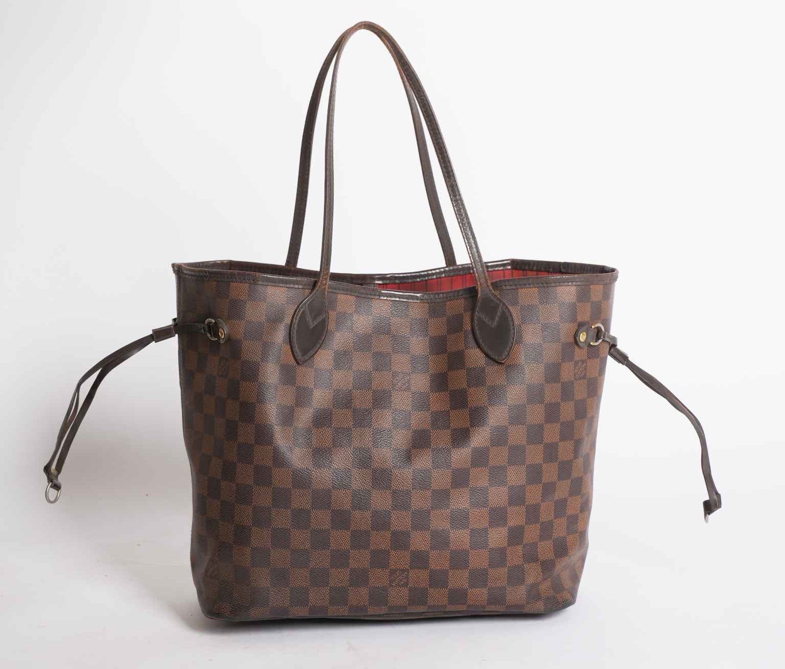 Louis Vuitton Neverfull Tote Bag