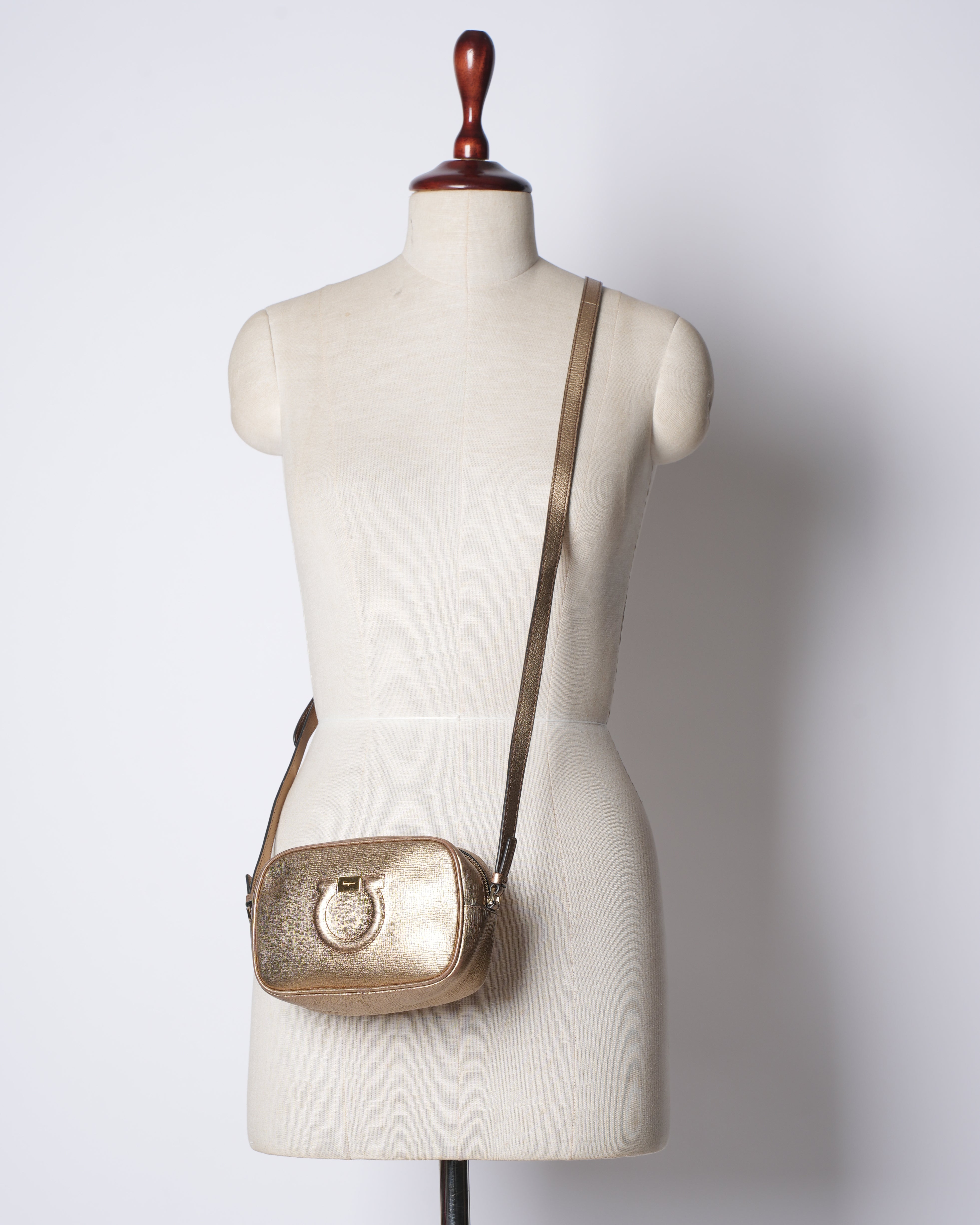 Ferragamo City Crossbody In Golden