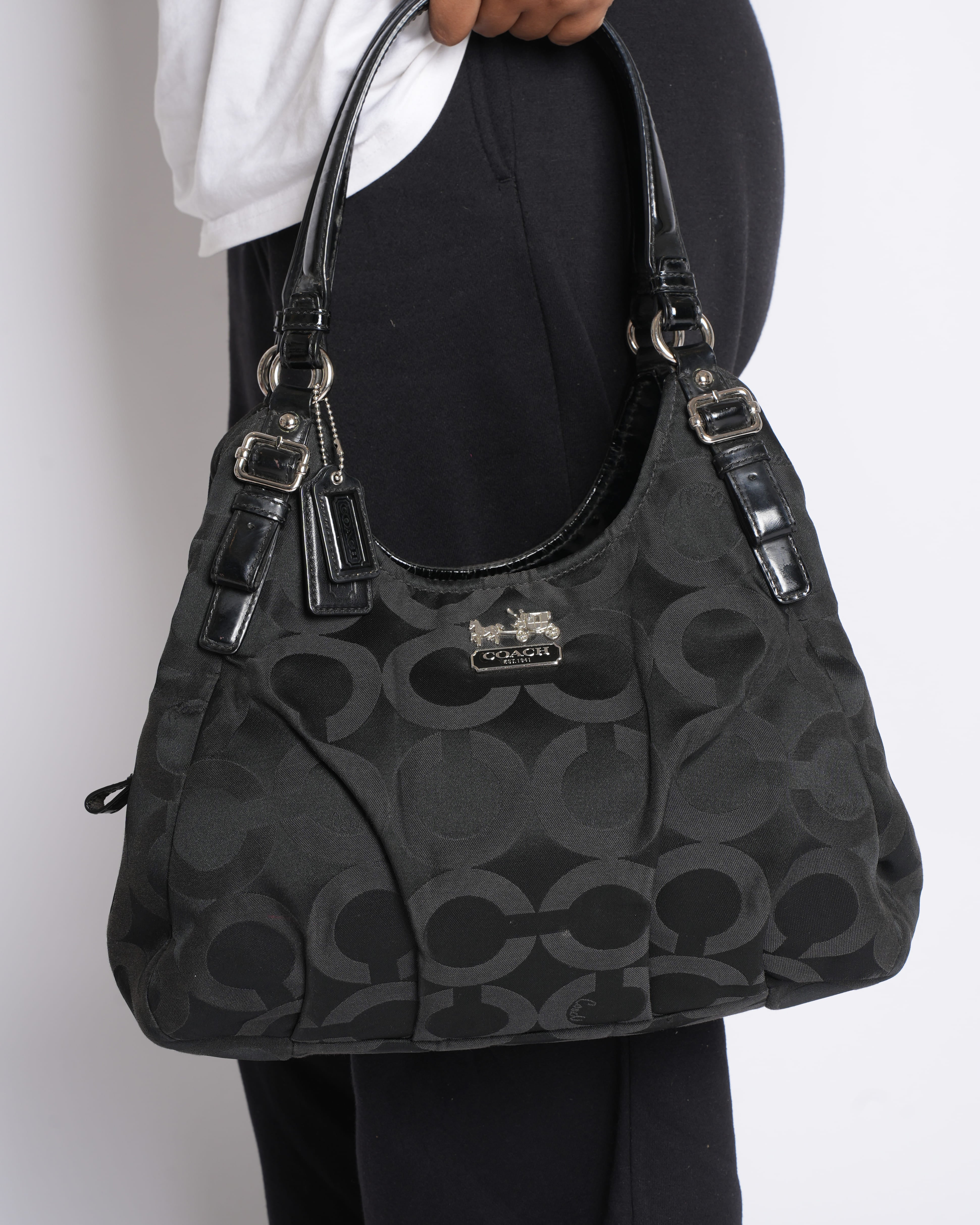 Vintage Coach Shoulder Bag In Black