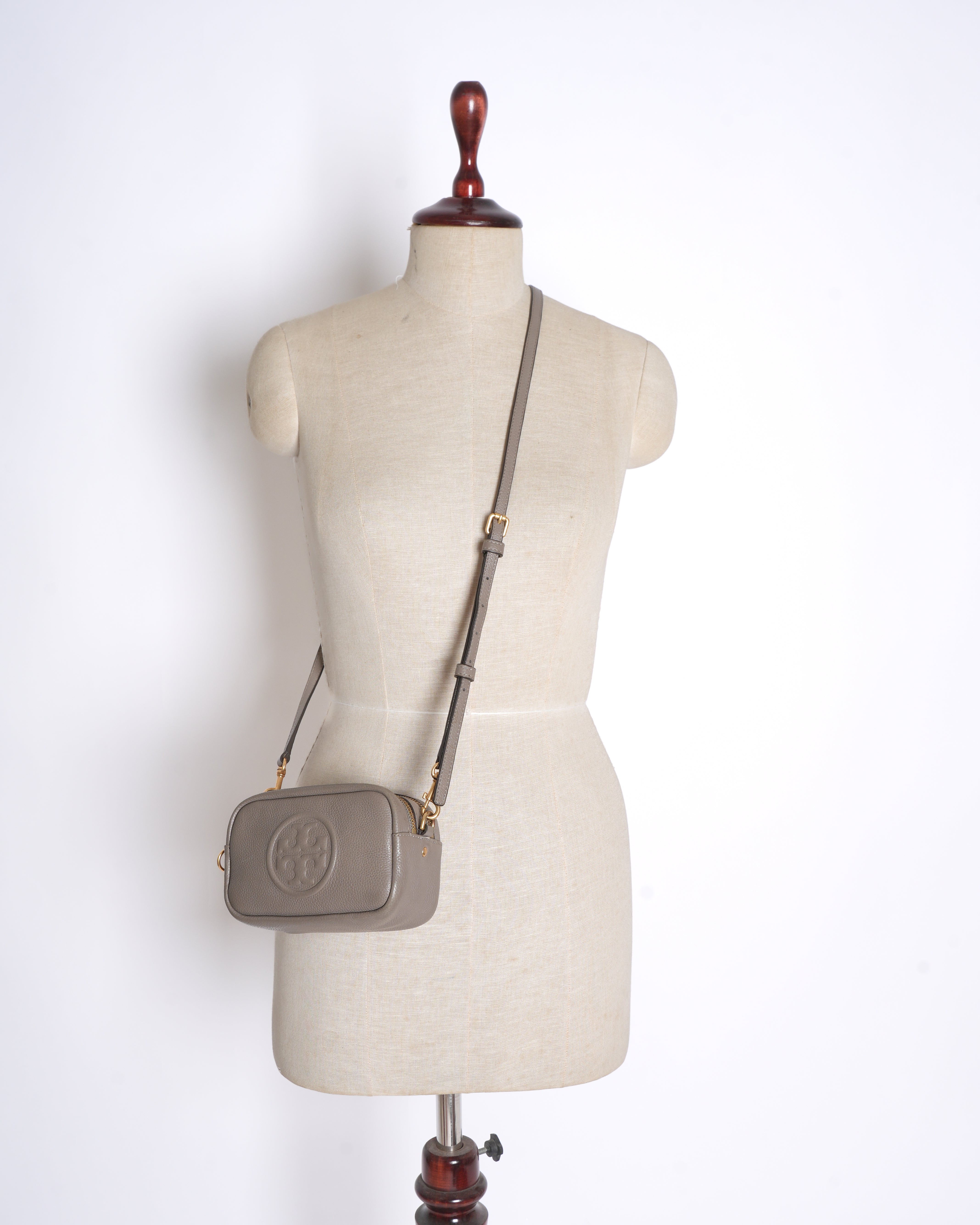 Tory burch mini camera crossbody bag