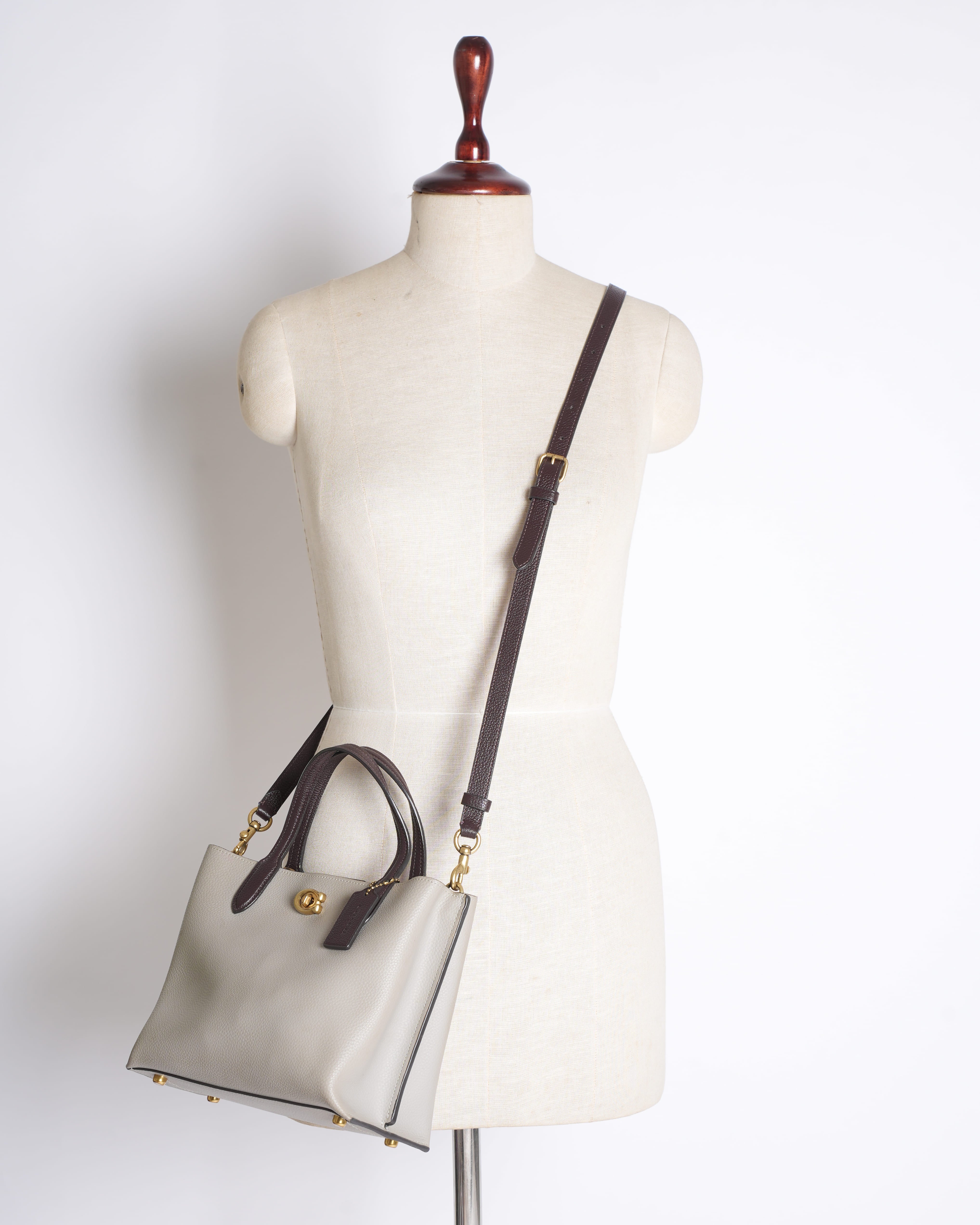 Coach Willow 24 Tote Bag