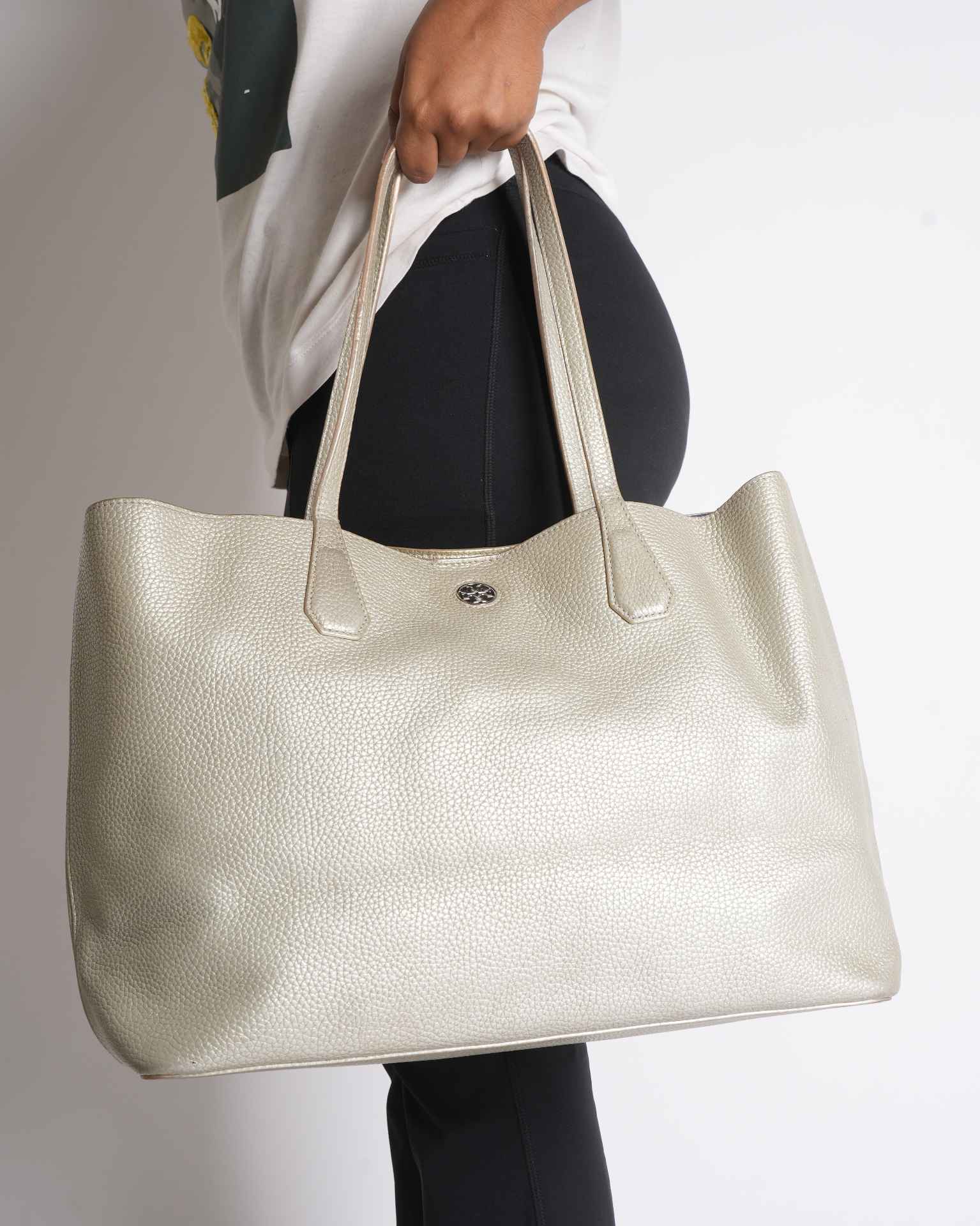 Tory burch large shoulder tote bag