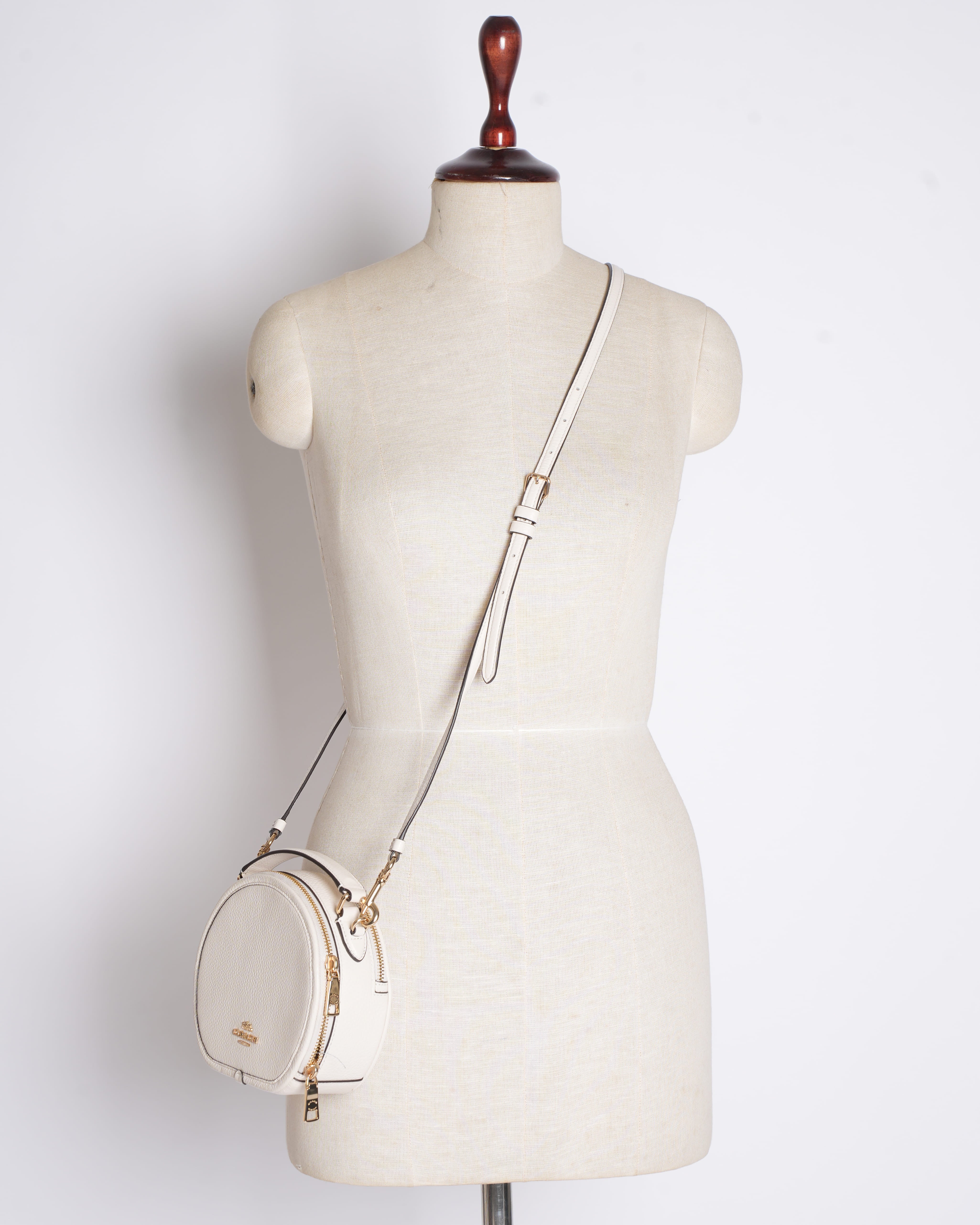 Coach CO987 Canteen Crossbody Bag