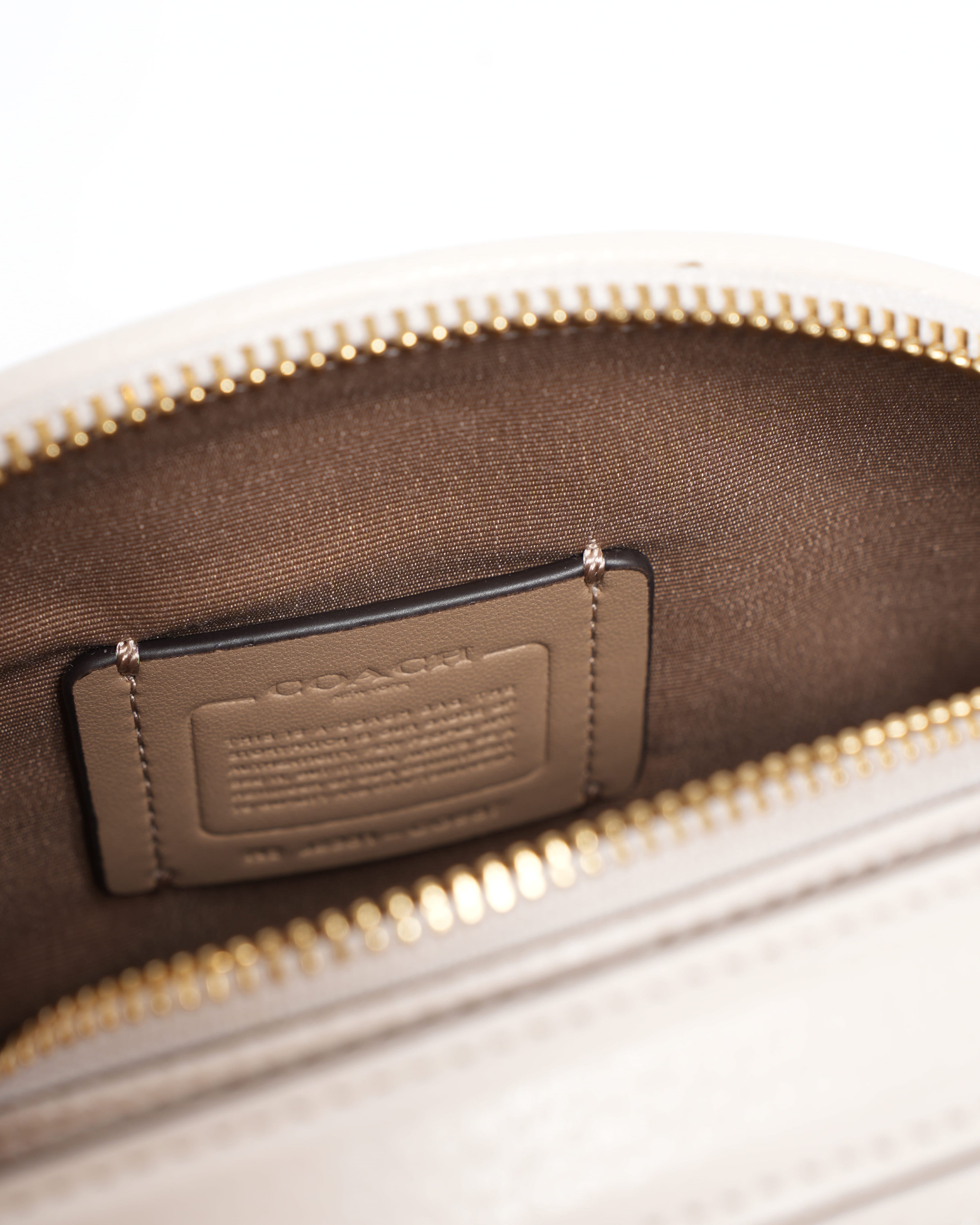 Coach CO987 Canteen Crossbody Bag