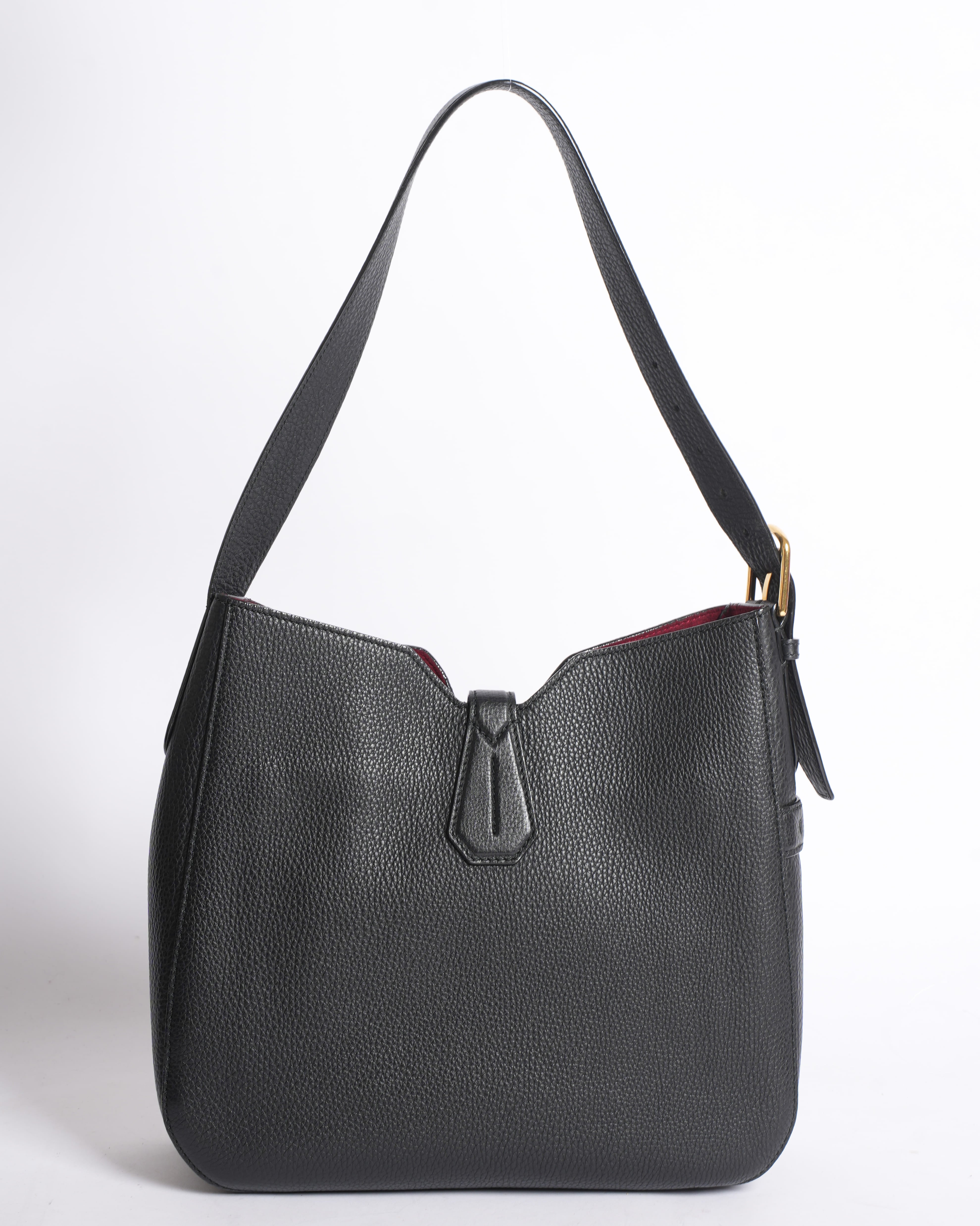 Bally black leather shoulder bag