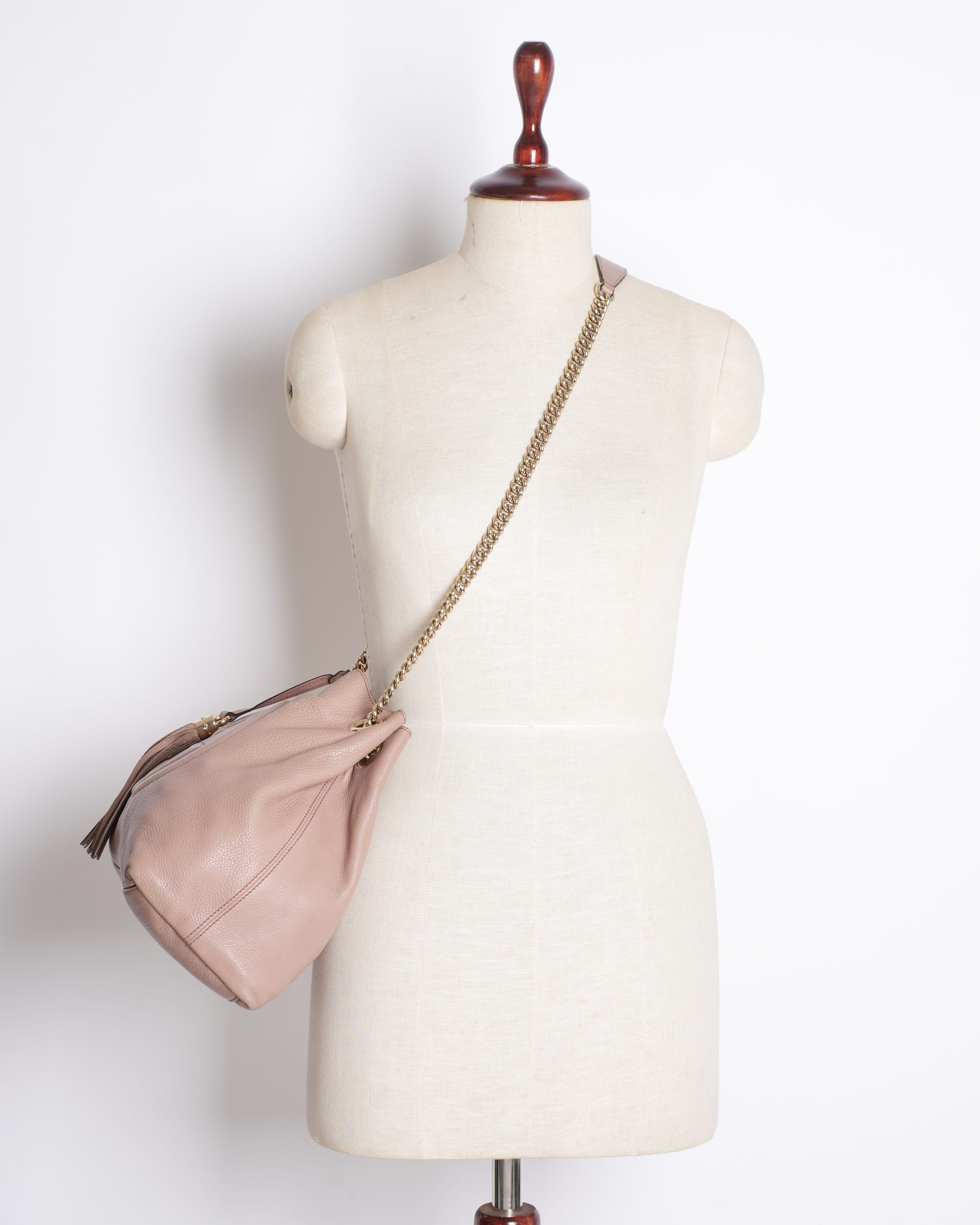 Gucci Soho Shoulder Bag in Beige