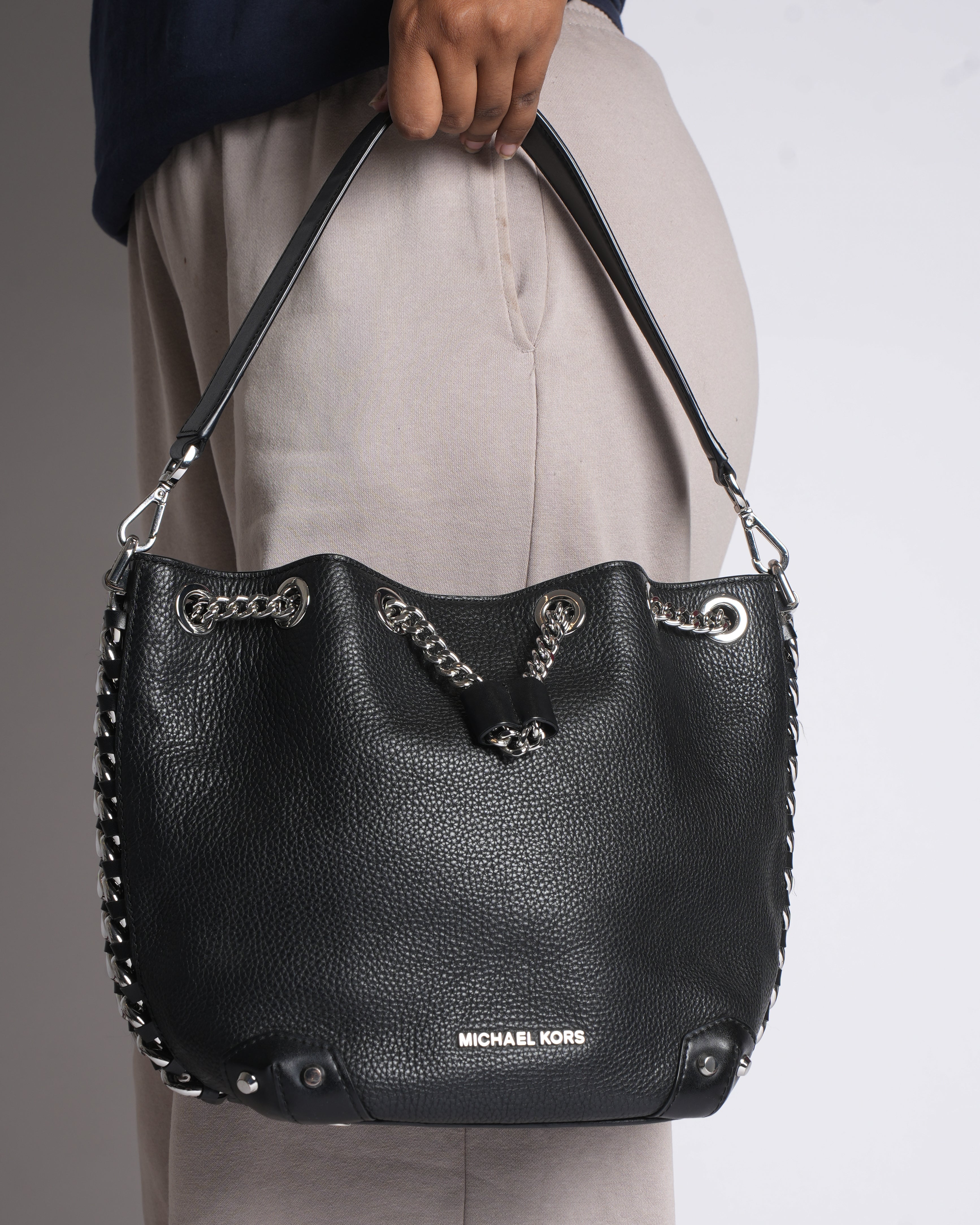 Michael Kors Alanis Black Bucket Bag
