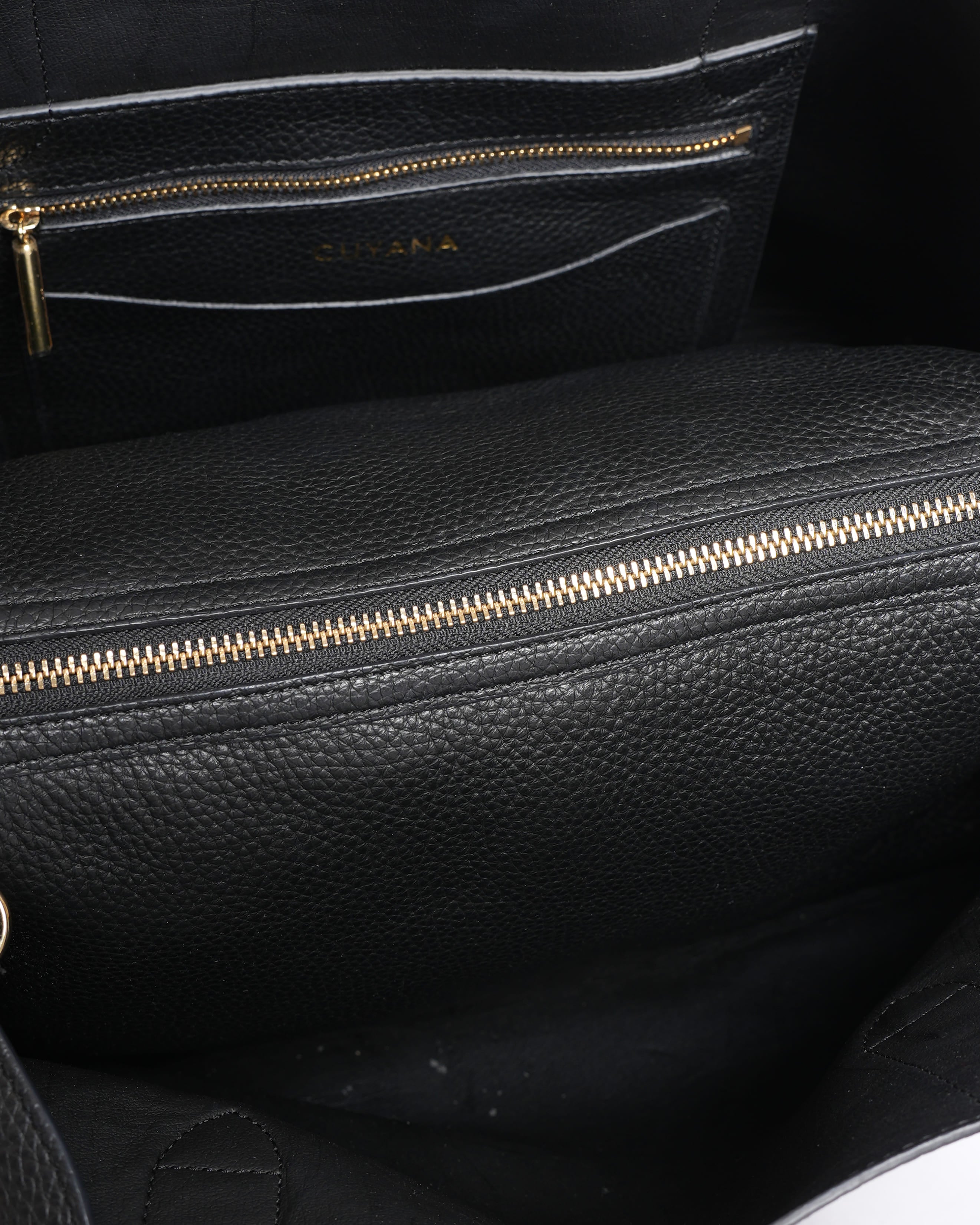 Cuyana pebelled system tote in black