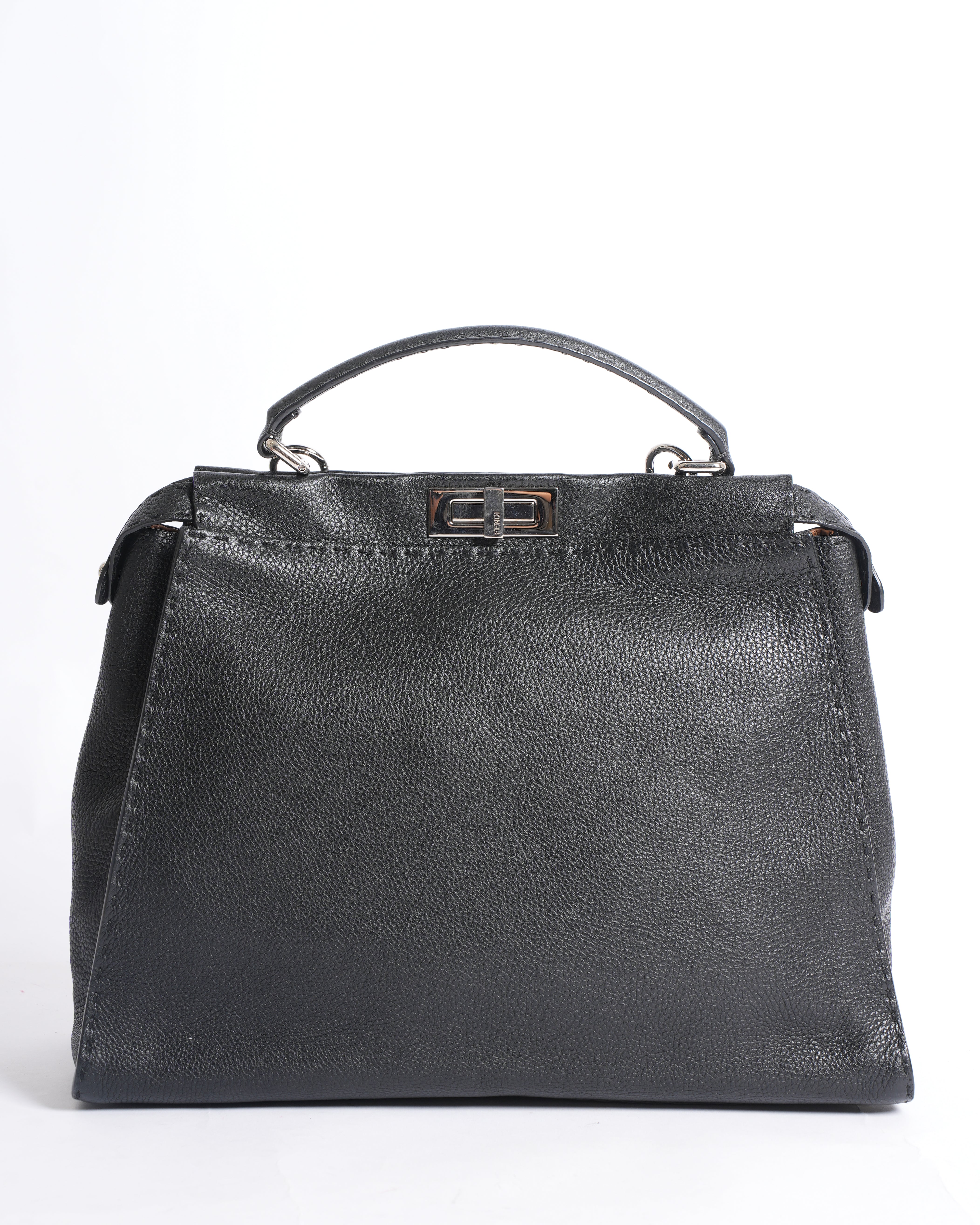 Fendi Peekaboo Leather Handbag In Black
