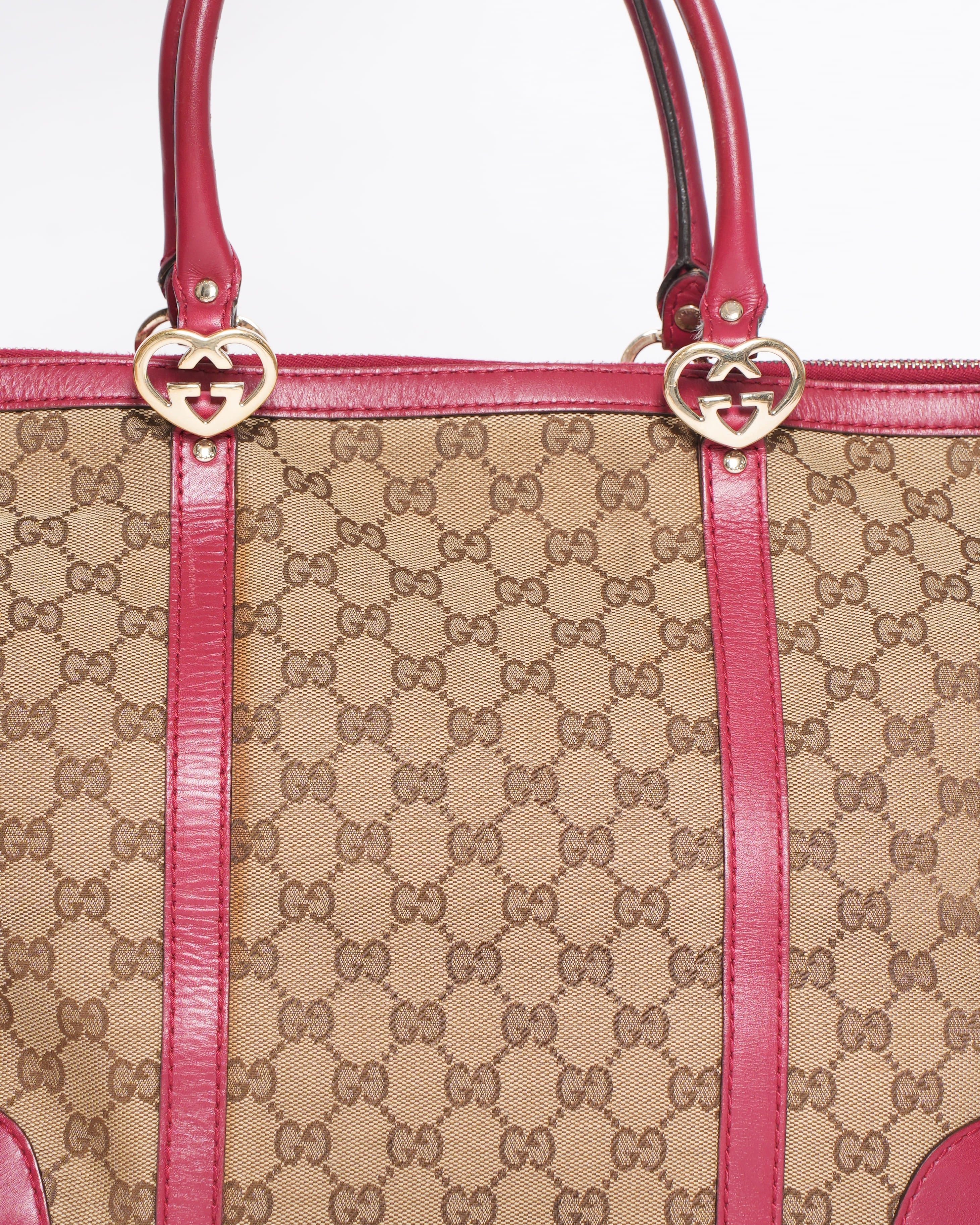 Gucci GG Canvas Lovely Bag