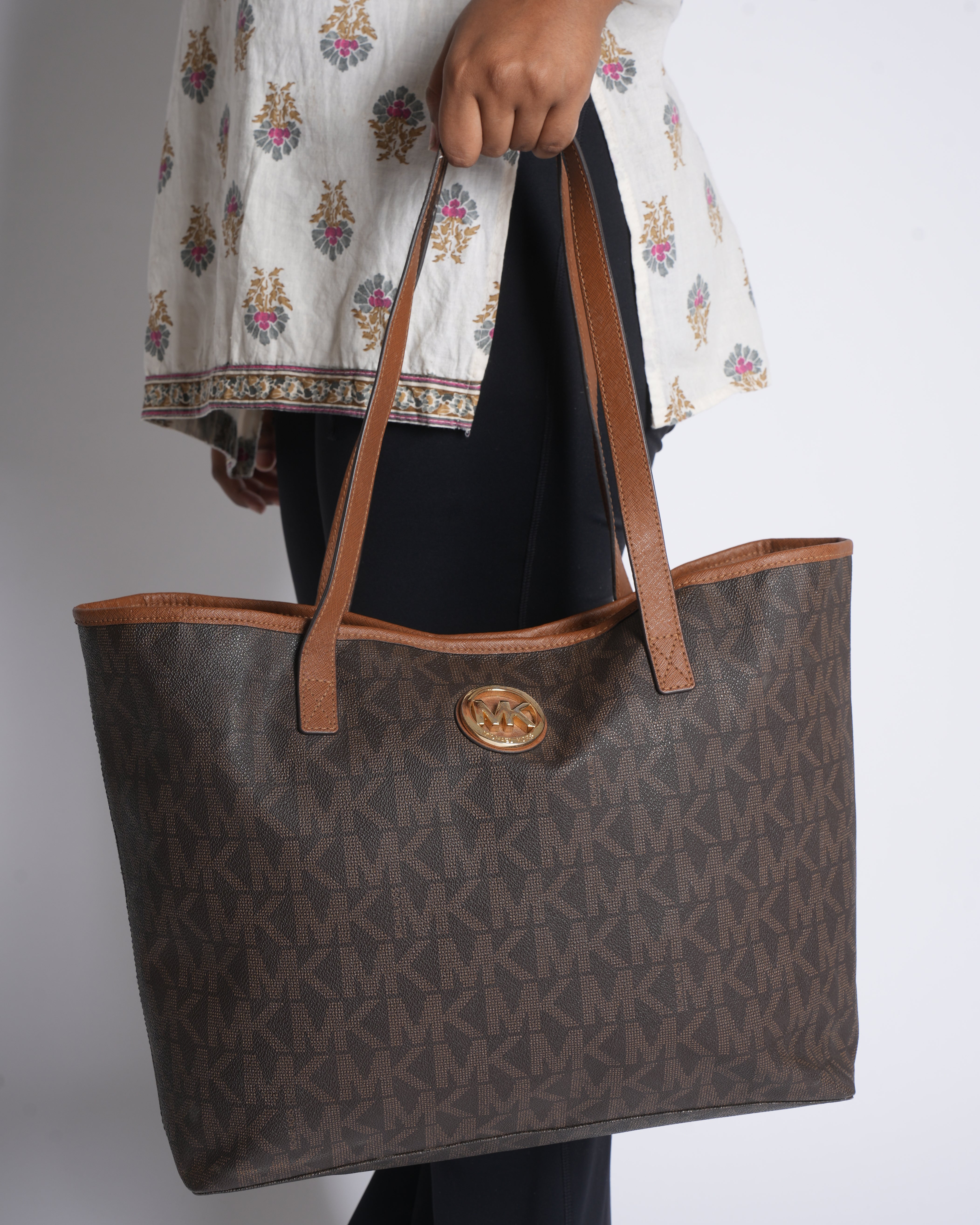 MK Monogram Signature Tote In Brown