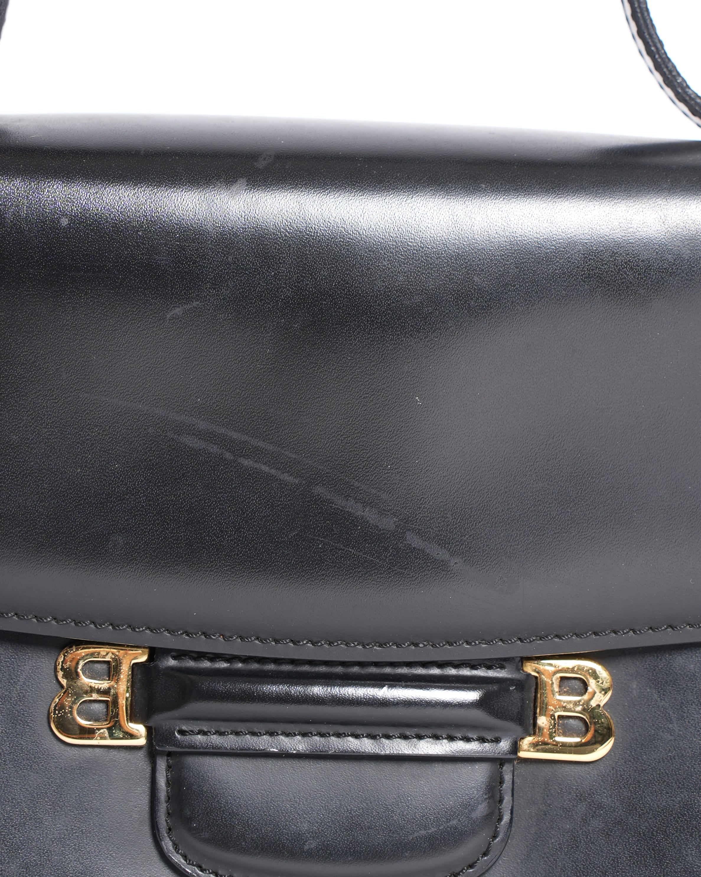 Bally Bag Barry Shoulder Bag in Black