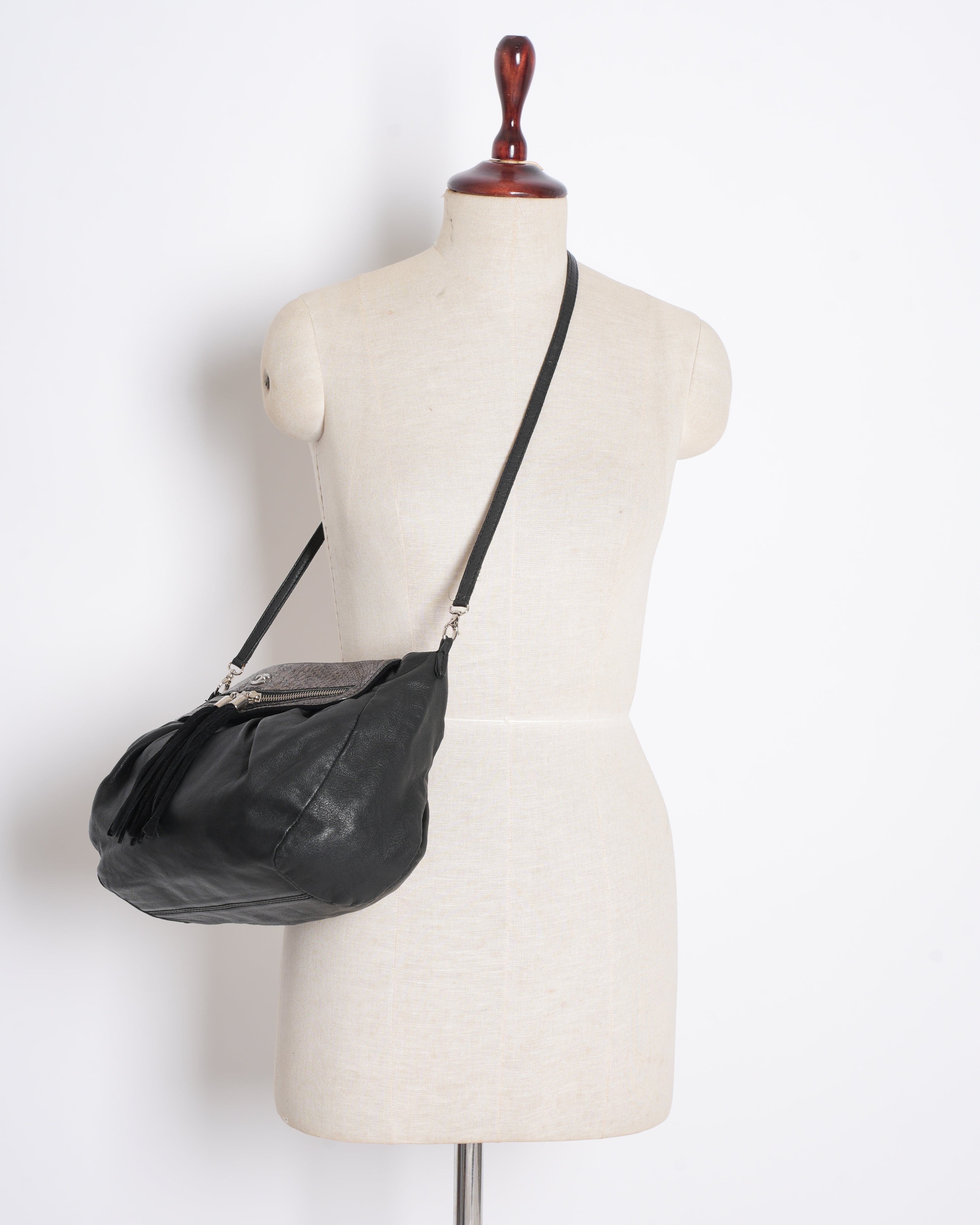 Roberto Cavalli Black Leather Tassel Crossbody Bag