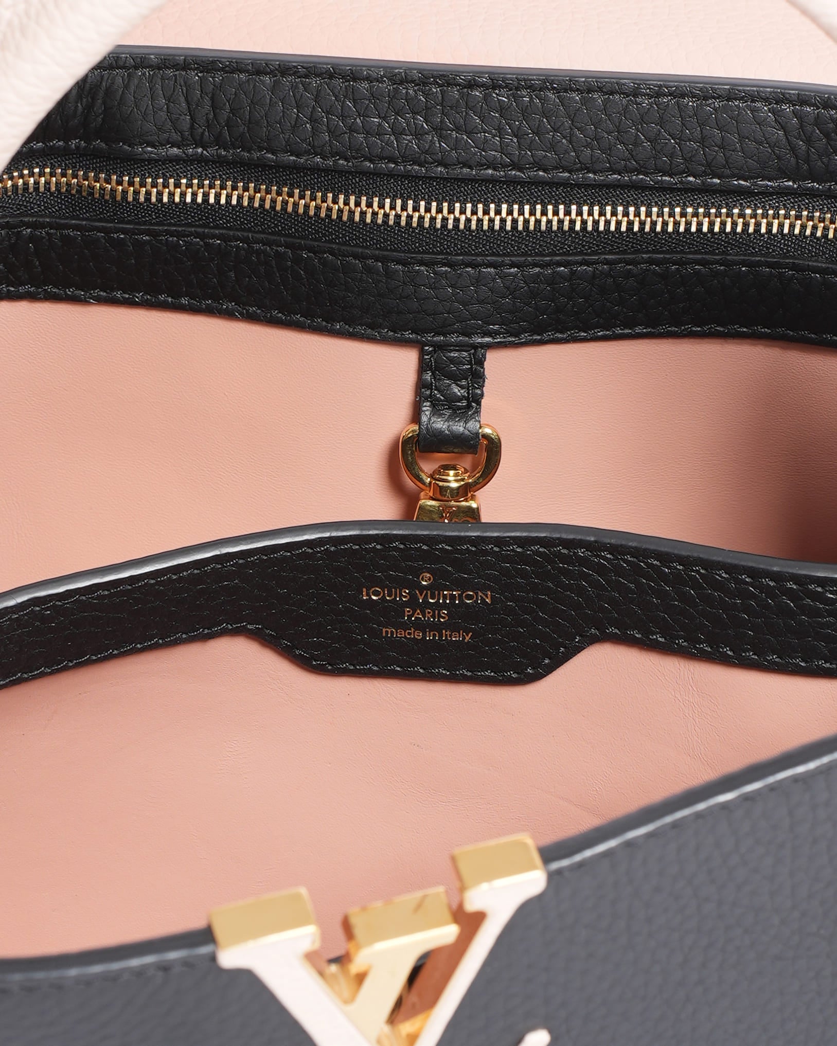 Louis Vuitton Capucines MM Top Handle Bag in Colourblock Pink & Black