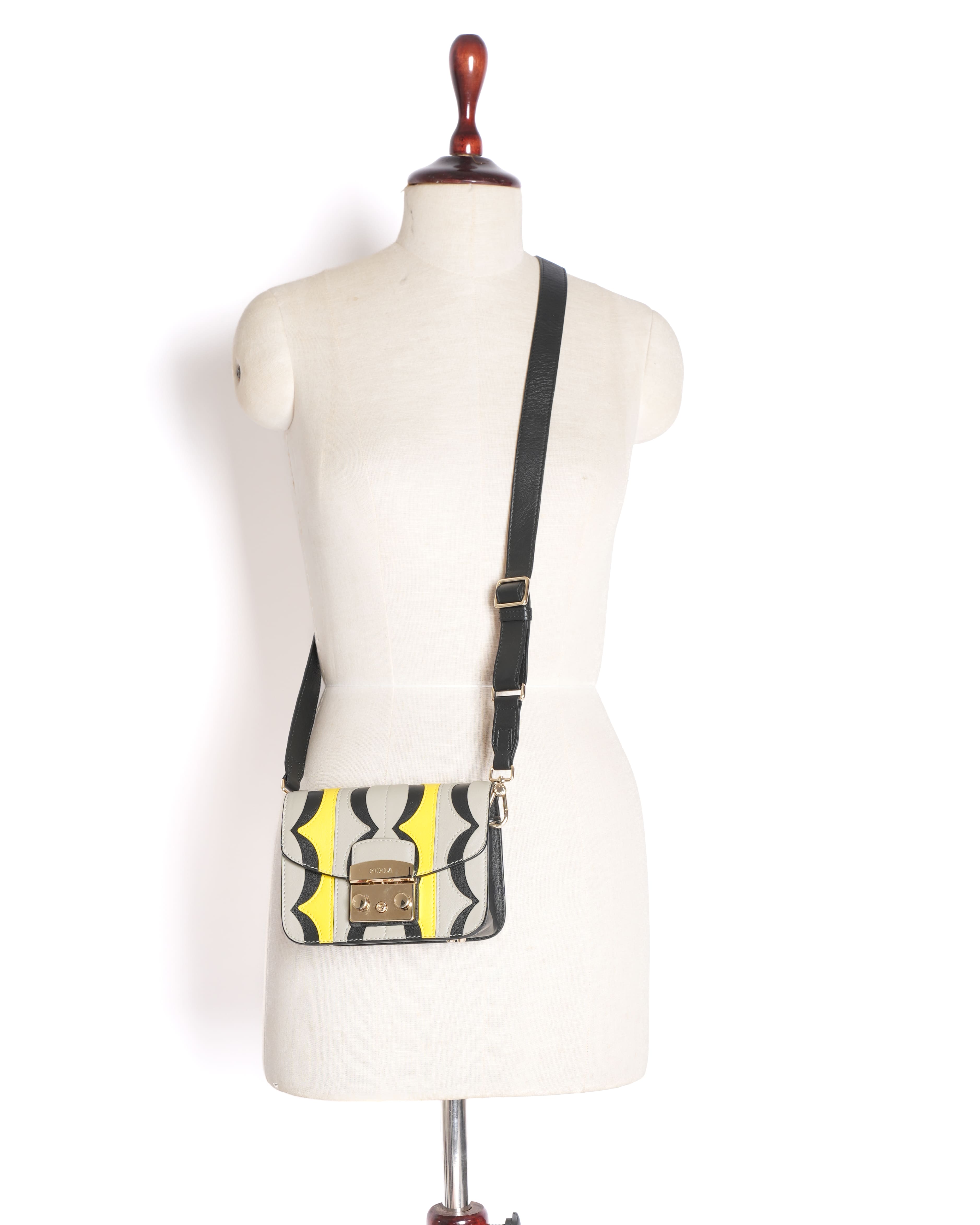 Furla Metropolis Mini Crossbody Bag
