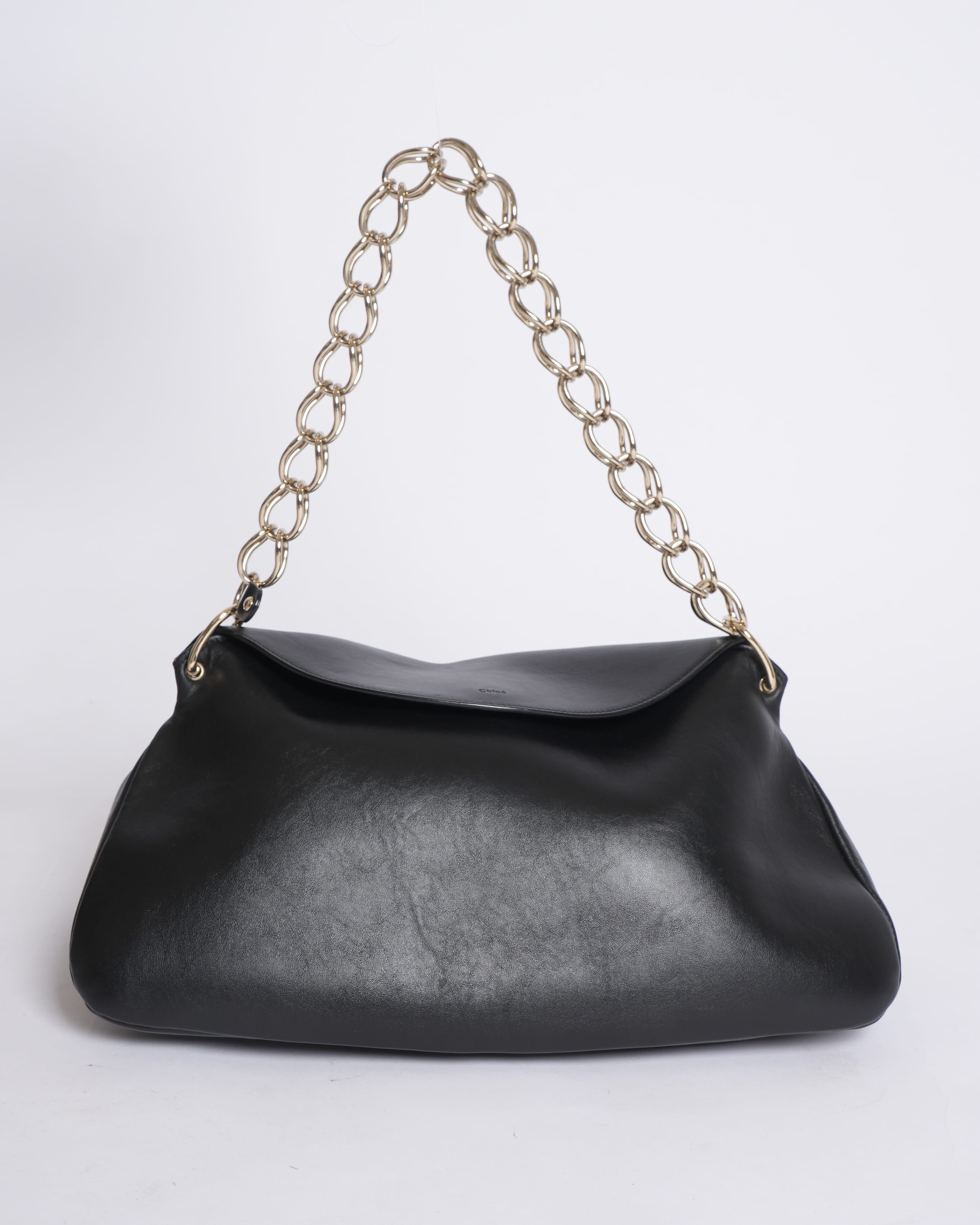 Chloe Juana Shoulder Bag In Black