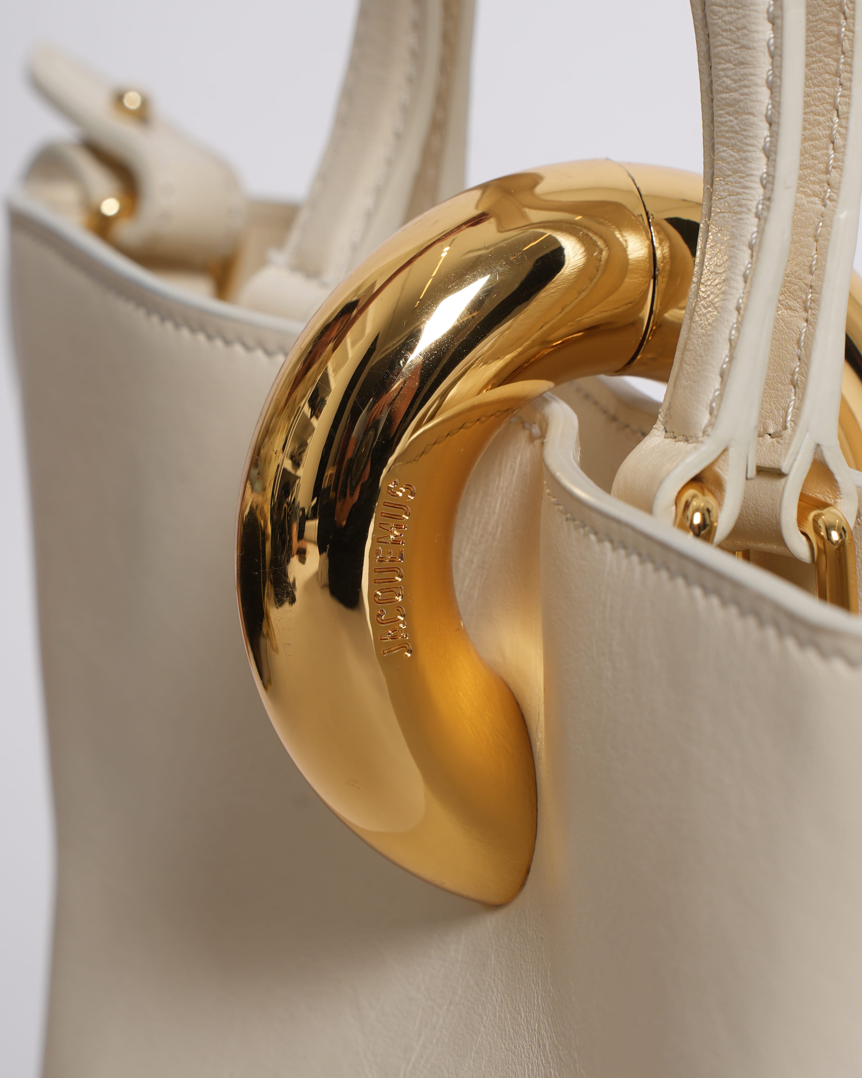 New Jacquemus Le Petit Bambola white leather bag