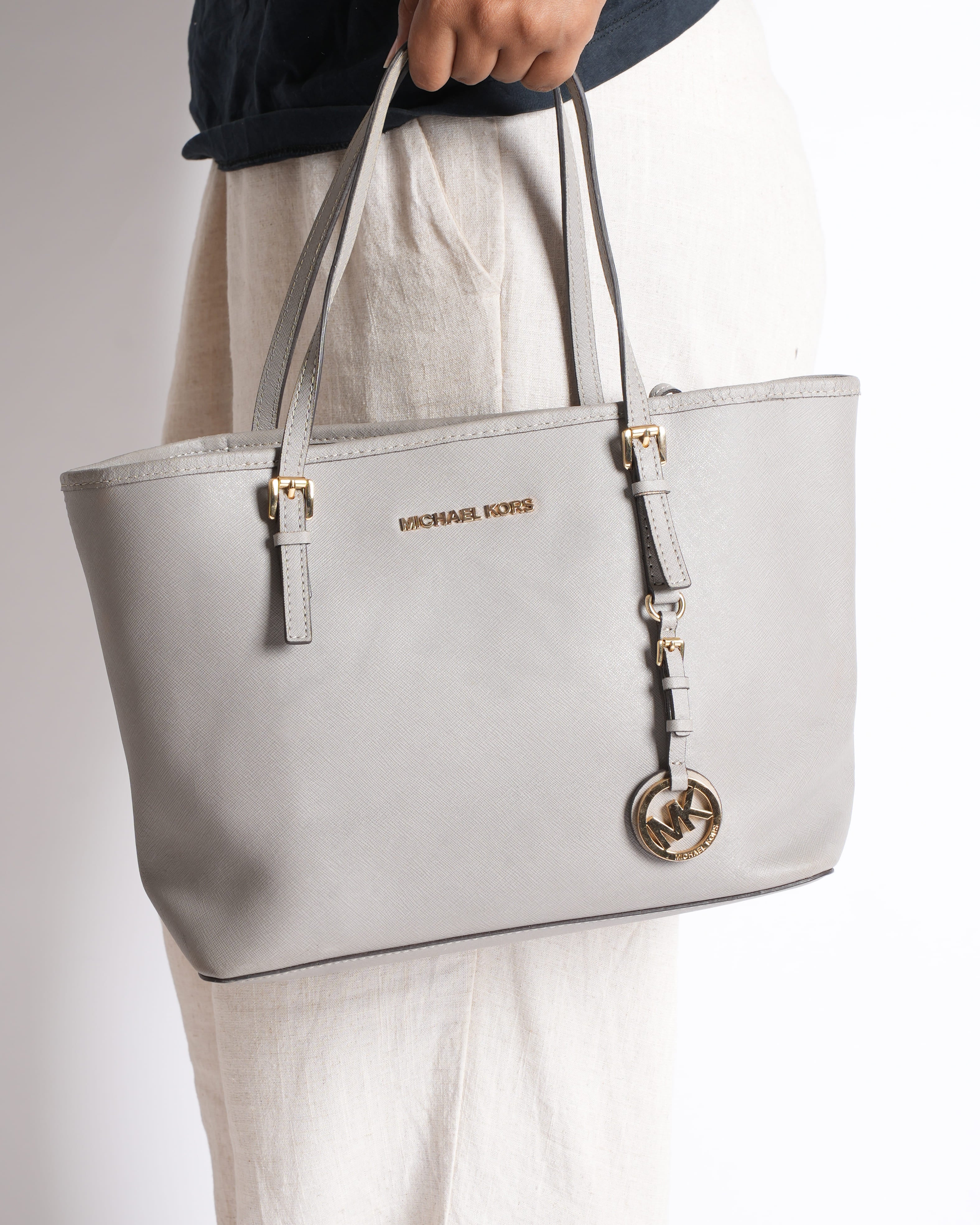 Michael Kors Tote in Grey