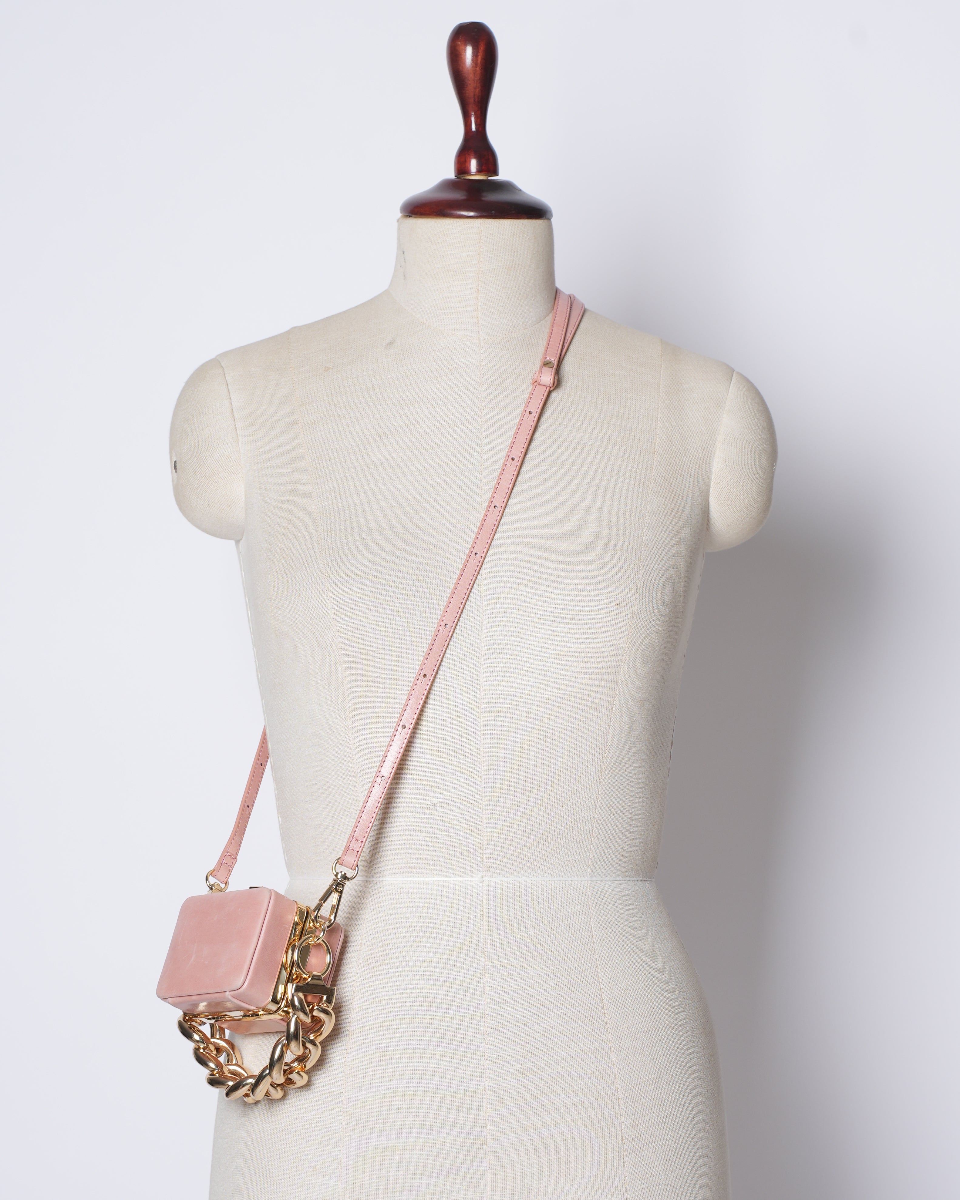 16Arlington Ralphie Mini In Pink Crossbody