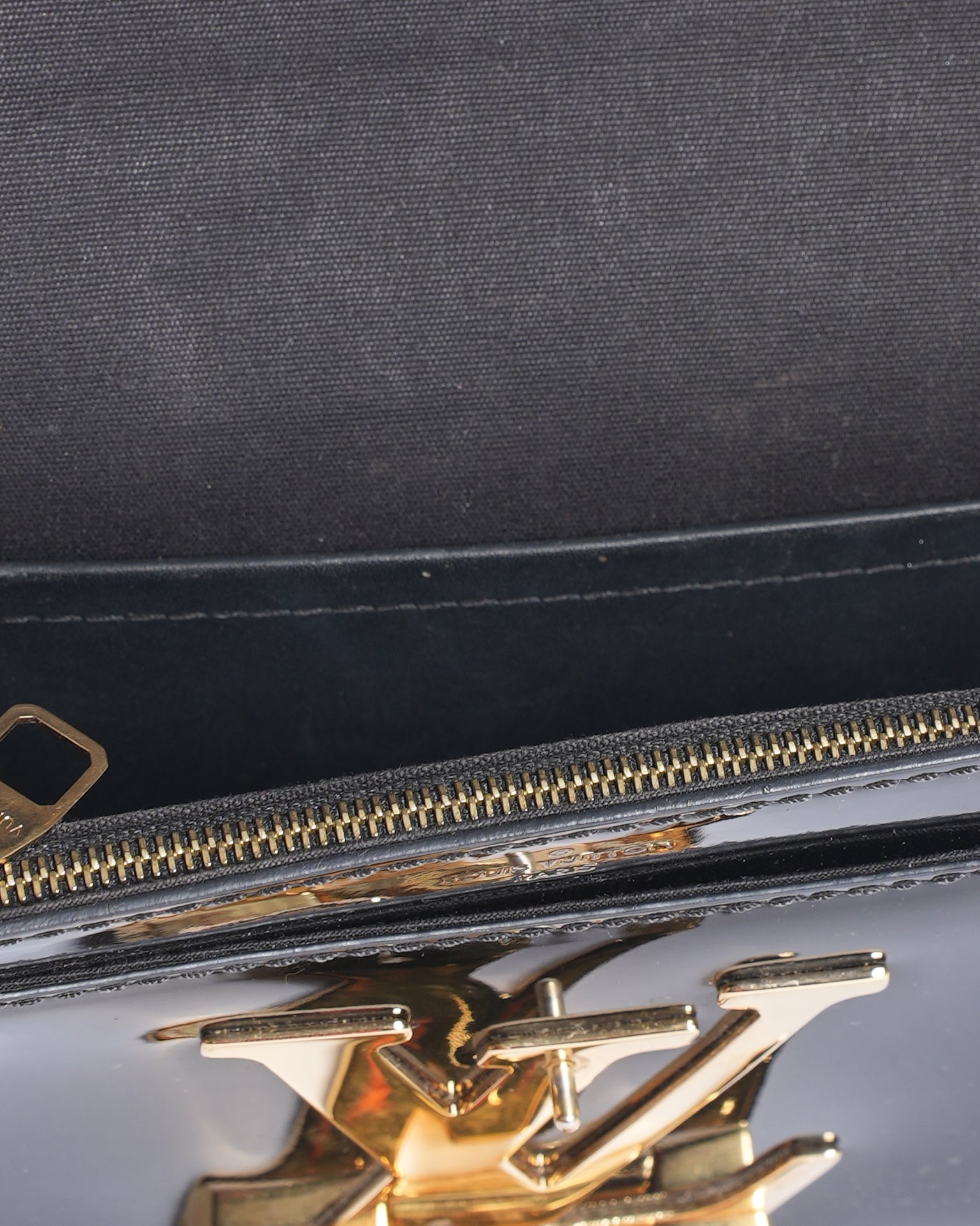 Louis Vuitton Black Patent Leather Cjaon Louis Shoulder Bag