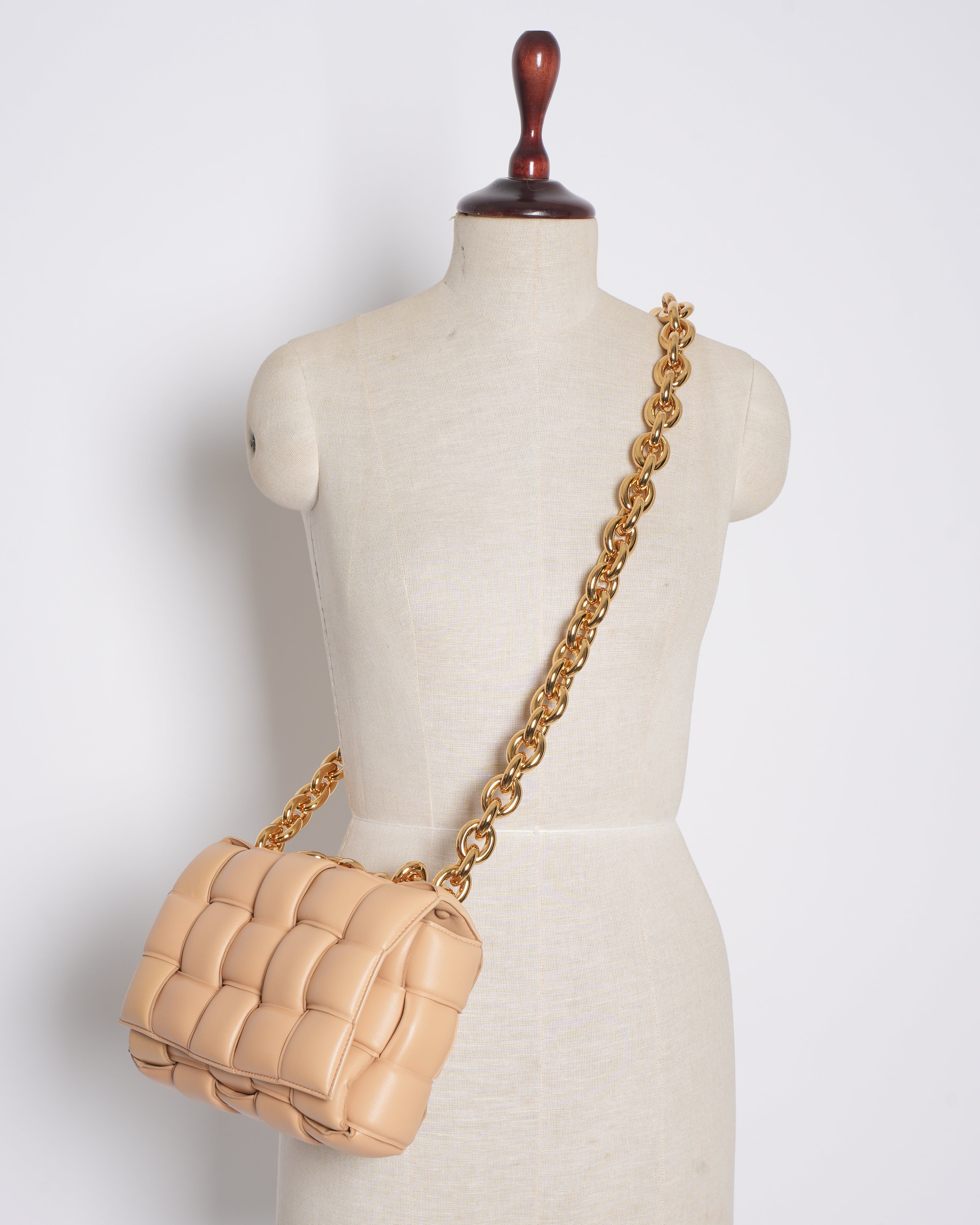 Bottega cassette in beige