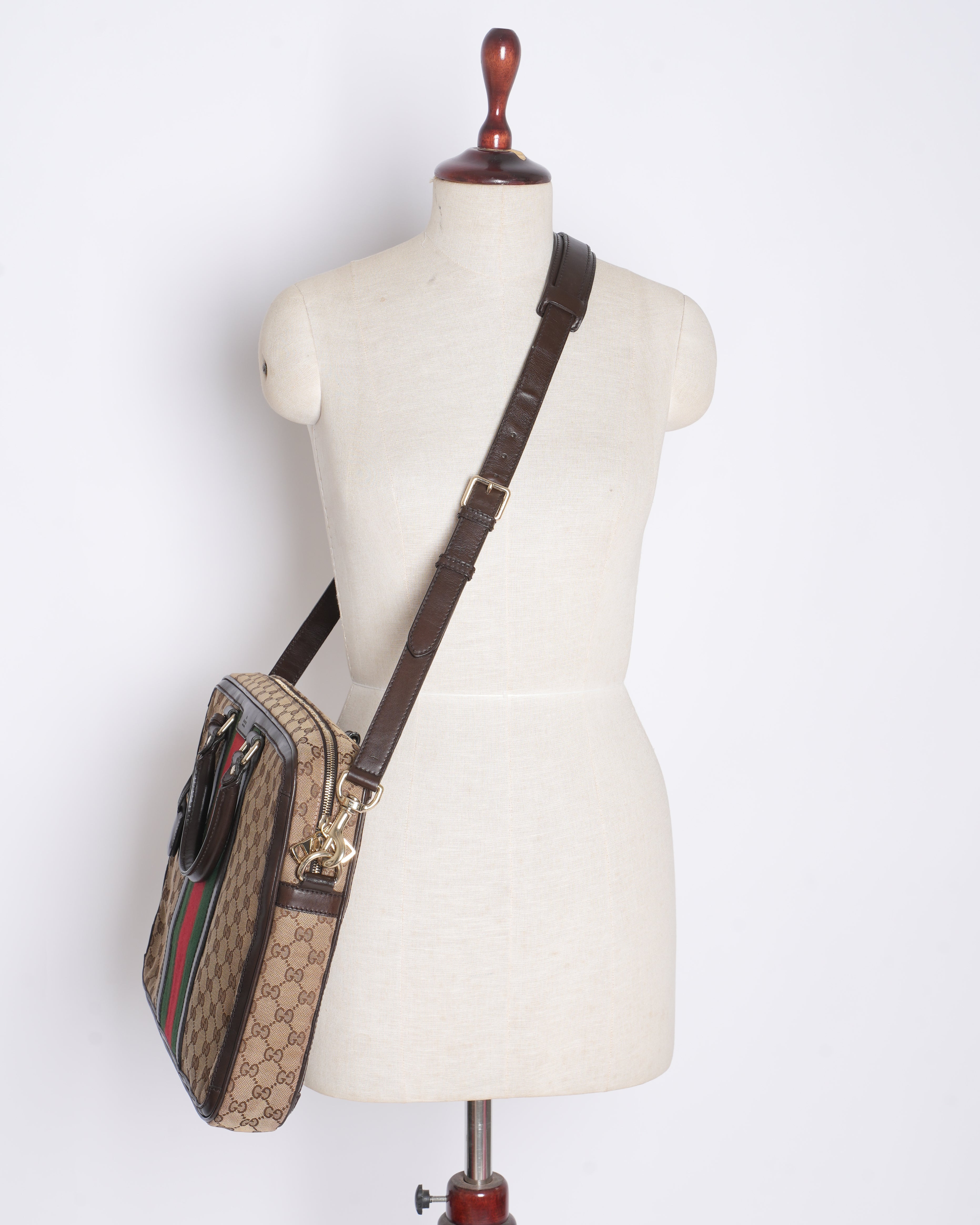 Gucci
Ophidia Top Handle leather handbag