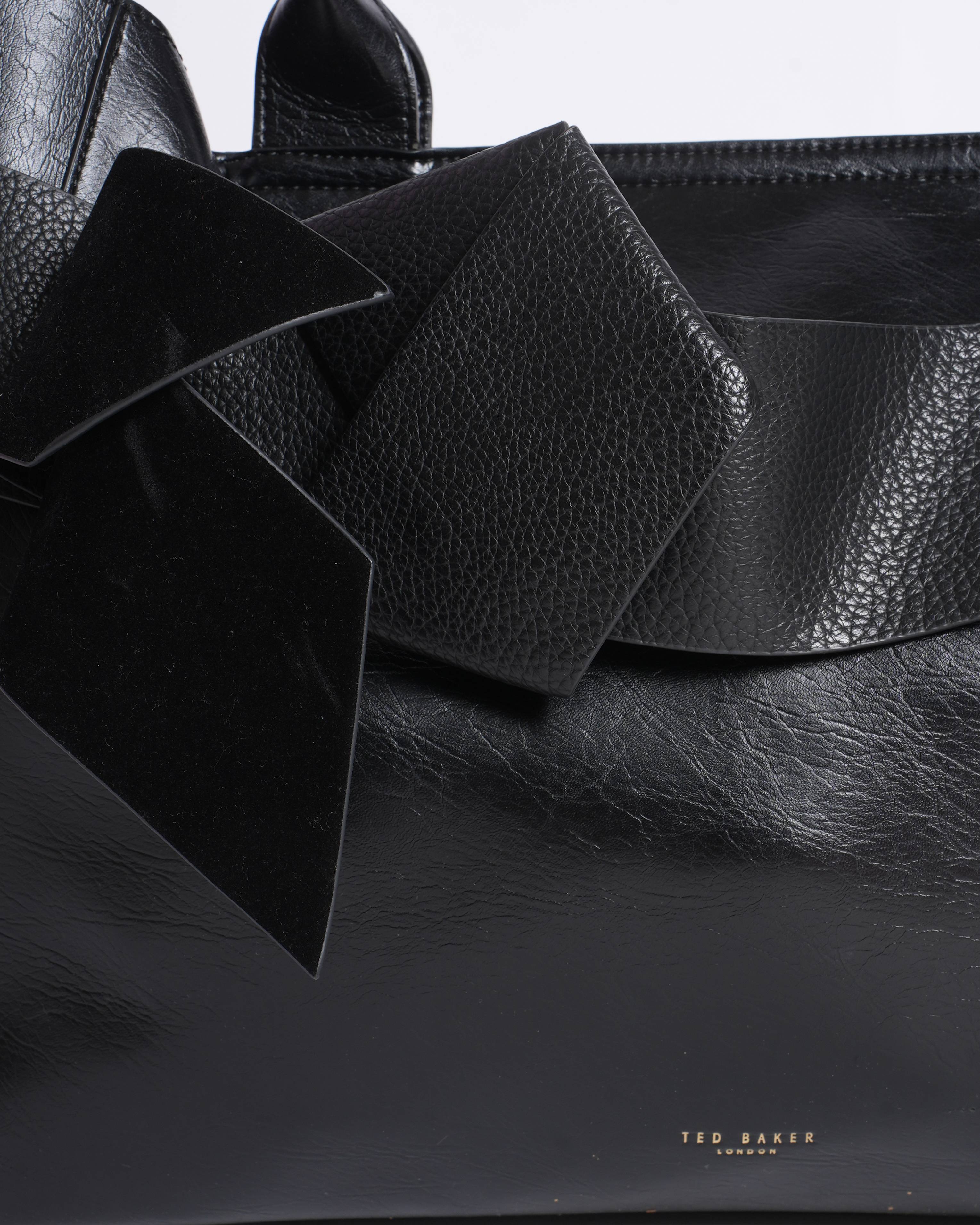 Ted Baker
Black Jimma Large Tote