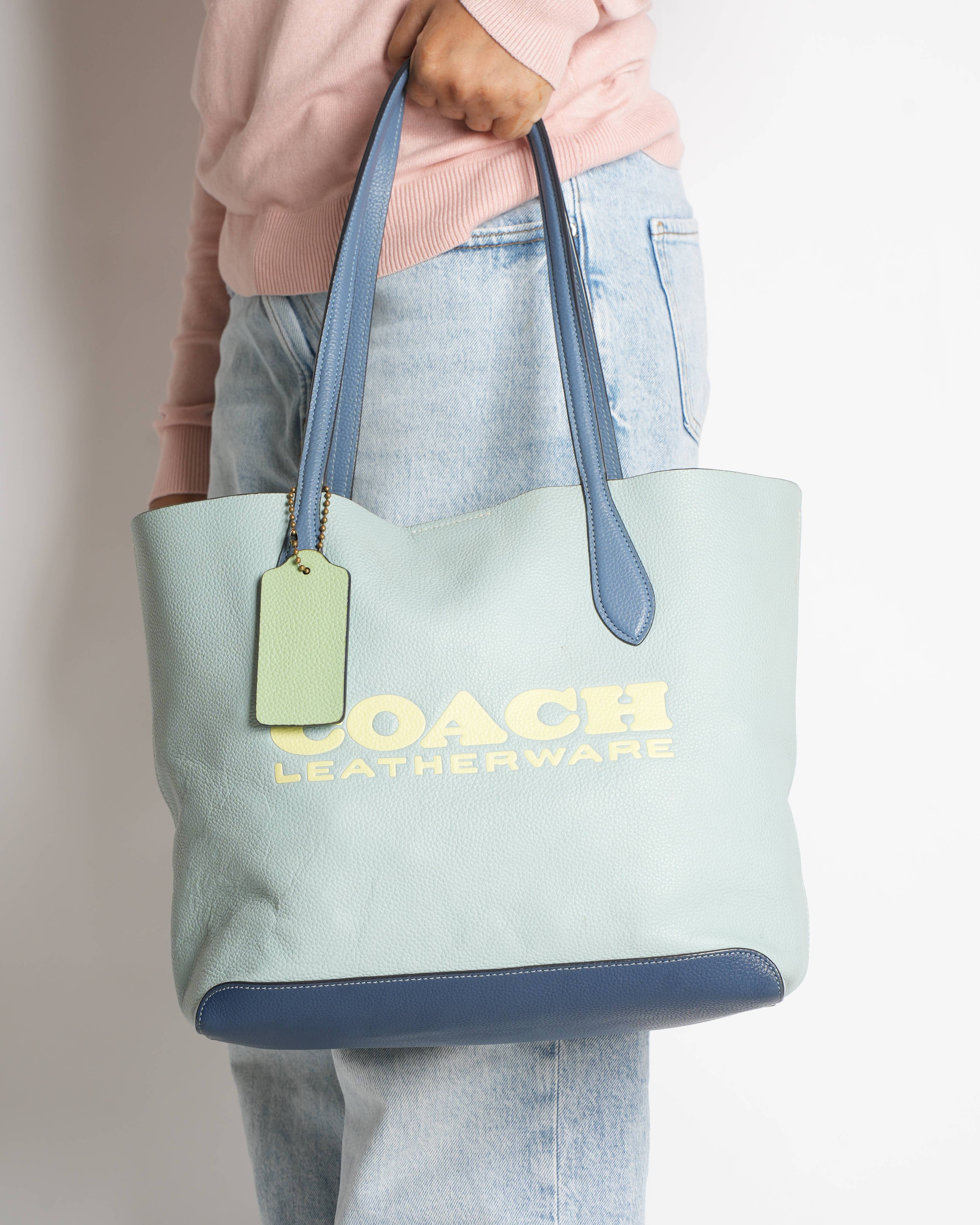 COACH Colourblock Kia Tote Bag