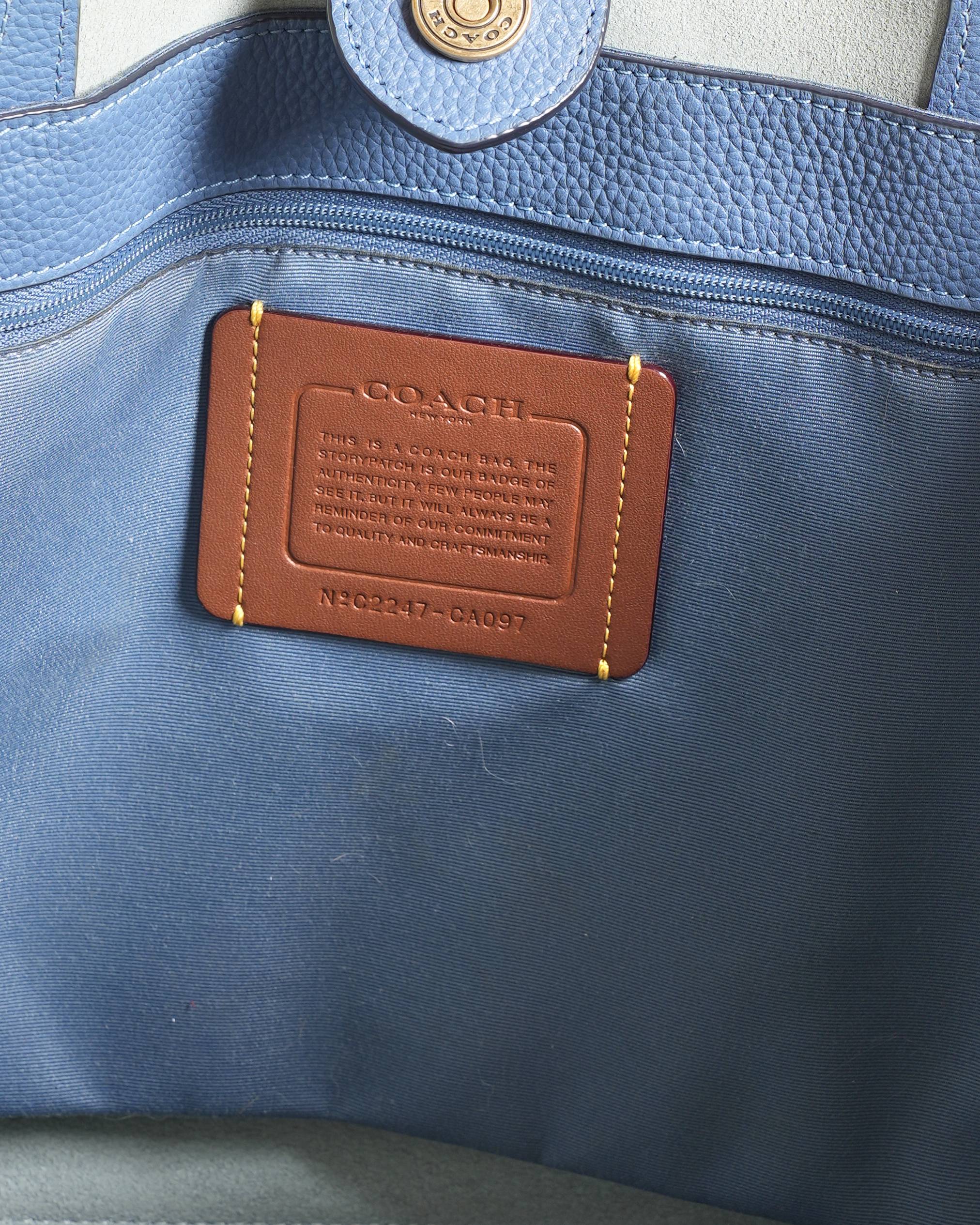 COACH Colourblock Kia Tote Bag