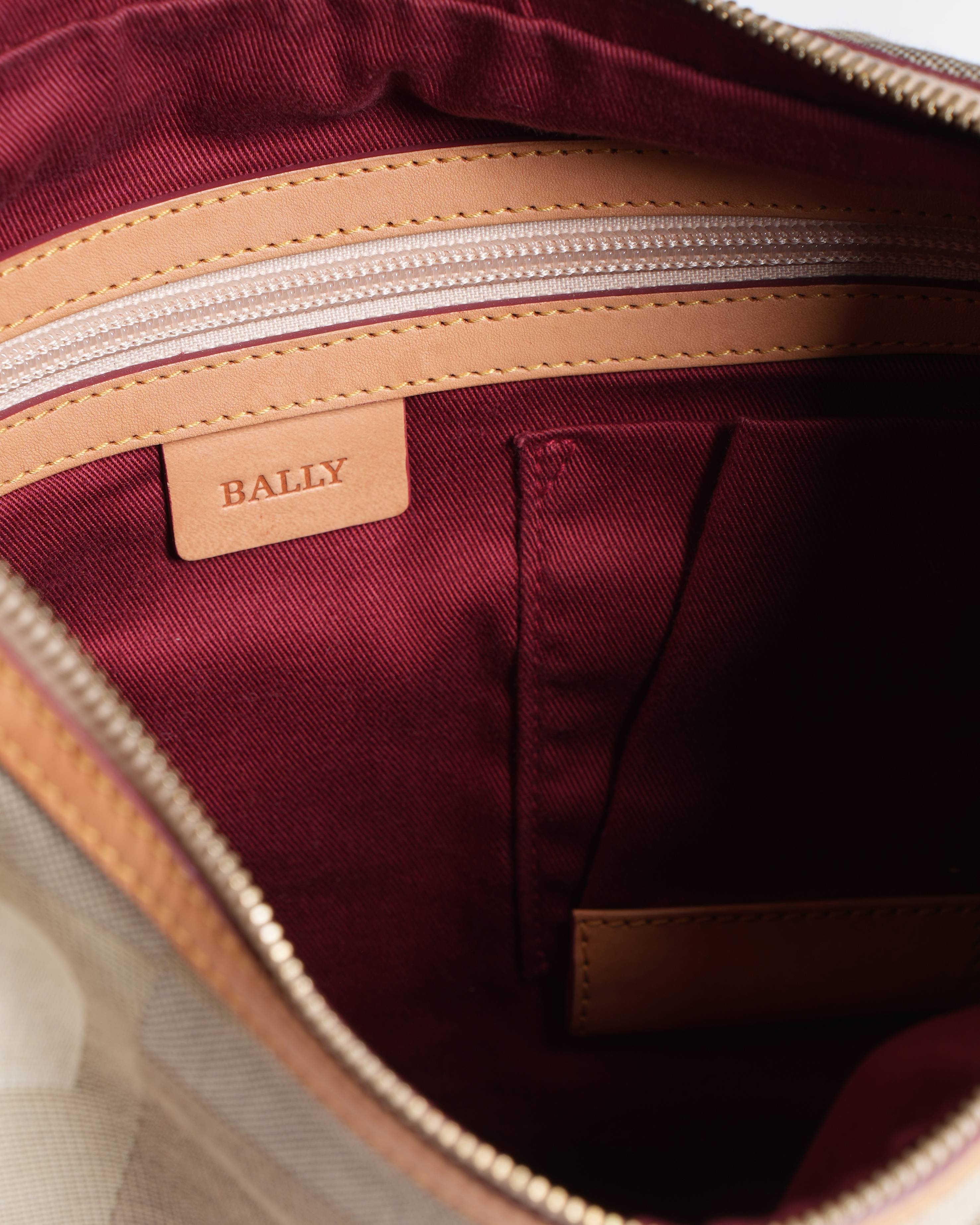 Bally vintage canvas shoulder bag