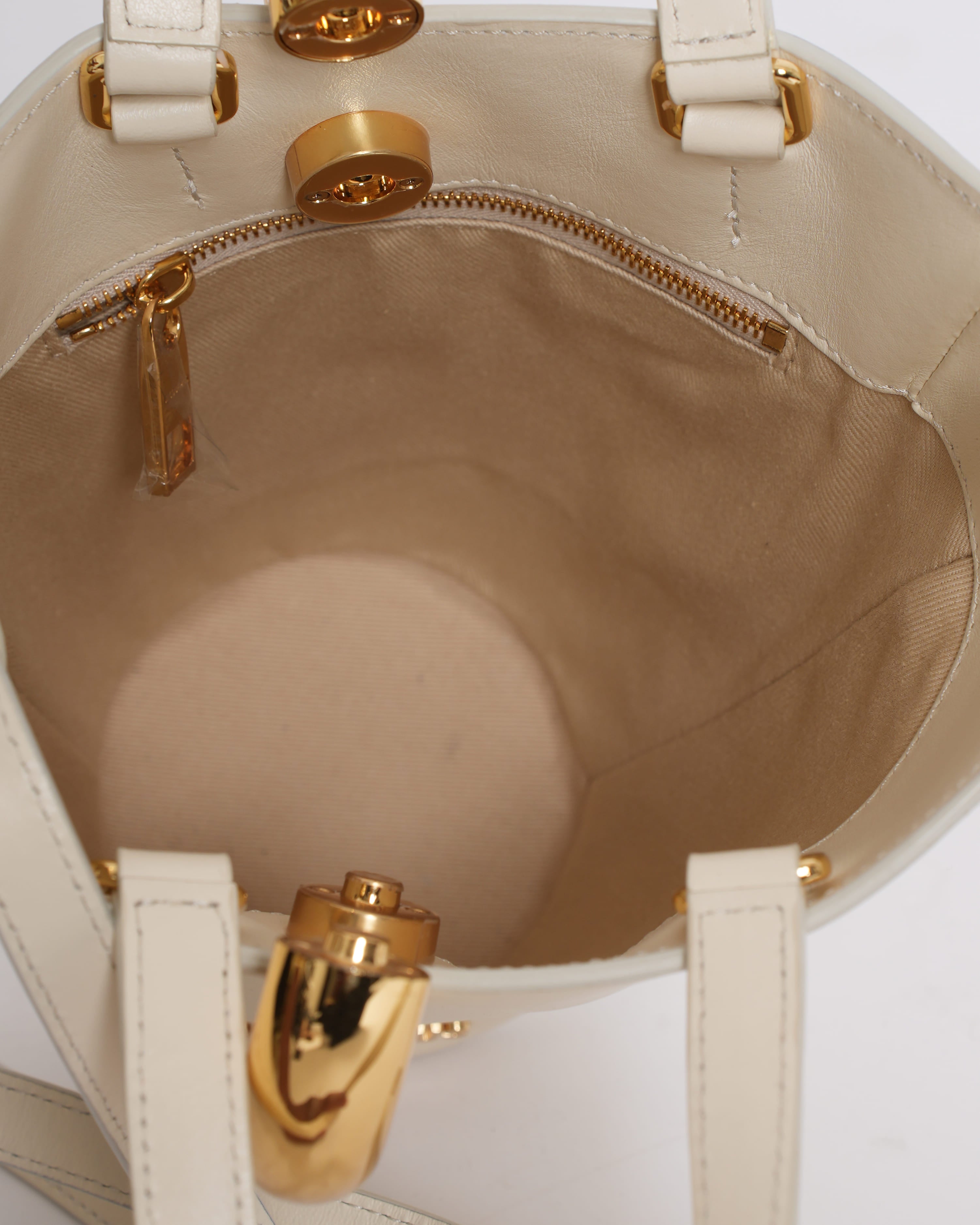 New Jacquemus Le Petit Bambola white leather bag